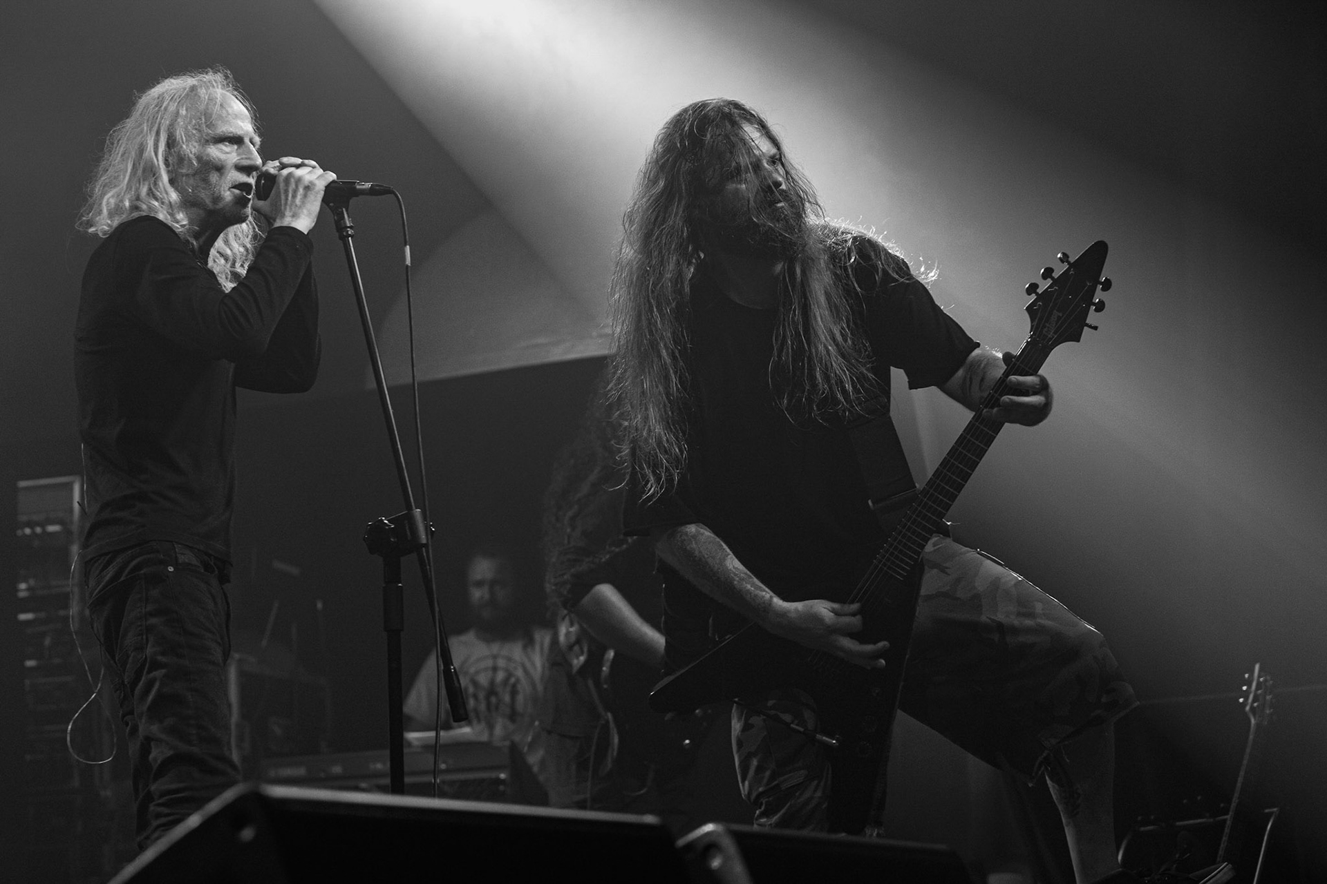 12.09.2021 - KAT i Roman Kostrzewski - koncert "Do zobaczenia w piekle" Wroclaw, Centrum Koncertowe A2.  Roman Kostrzewski – wokalJacek Nowak – perkusjaKrzysztof Pistelok – gitaraJacek Hiro – gitaraMichal Laksa – basGościnnie: Adam „Nergal” Darski (Behemoth)Piotr „Peter” Wiwczarek (Vader),Tomasz „Titus” Pukacki (Acid Drinkers)Adrian „Fred” Frelich (Dragon)Krzysztof „Fazi” Oset (ex-Kat)Piotr „Mancover” Mańkowski (Wolf Spider)Wacław „Vogg” Kiełtyka (Decapitated)Marek „Spider” Pająk (Vader)Jarek „Gronos” Gronowski (Dragon, ex-Kat)Paweł „Baitel” Pasek (Decapitated) Piotr Radecki (ex-Kat &amp; Roman Kostrzewski)fot. Andrzej kaziq Wasilkiewicz