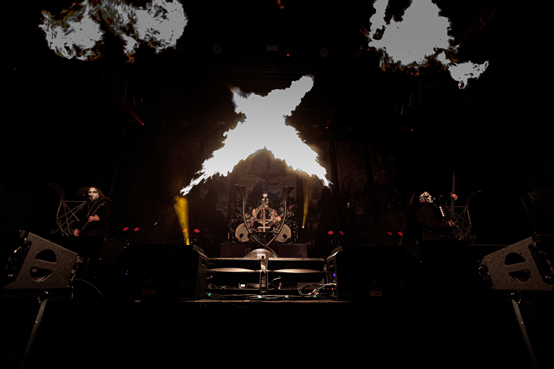 19.10.2022 BEHEMOTH - The European Siege 2022,Adam Nergal Darski - wokal, gitara,Zbigniew Inferno Prominski - perkusja,Tomasz Orion Wroblewski - bass,Patryk Seth Sztyber gitara,Spodek Katowice Poland,fot. Andrzej Wasilkiewicz/Reporter