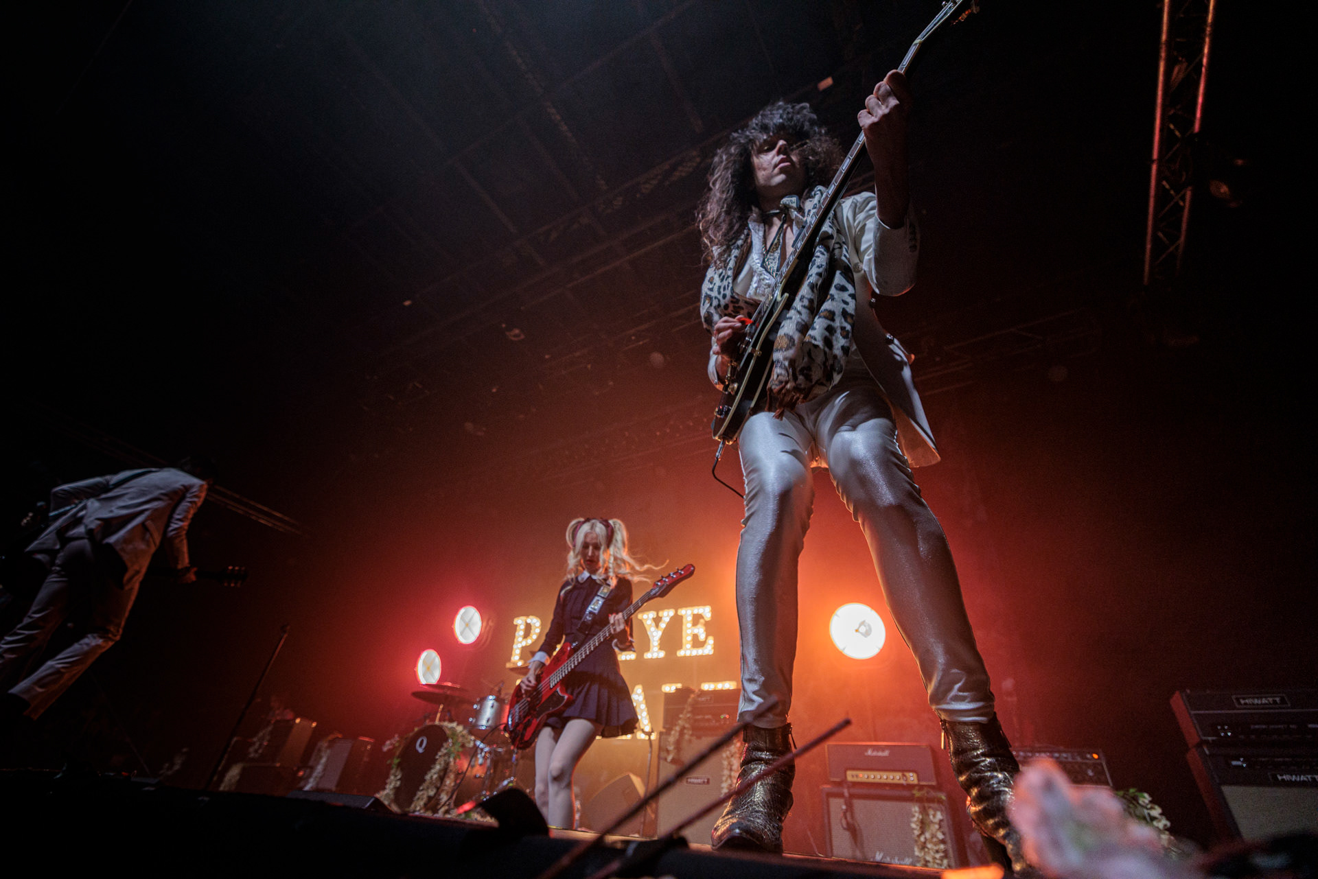 Palaye Royale - Warszawski koncert zespołu braci Kropp w Progresji. Art rock, rock and roll, glam rock, garage rock, indie rock, WiniaryBookings, fot. Andrzej Wasilkiewicz/Reporter