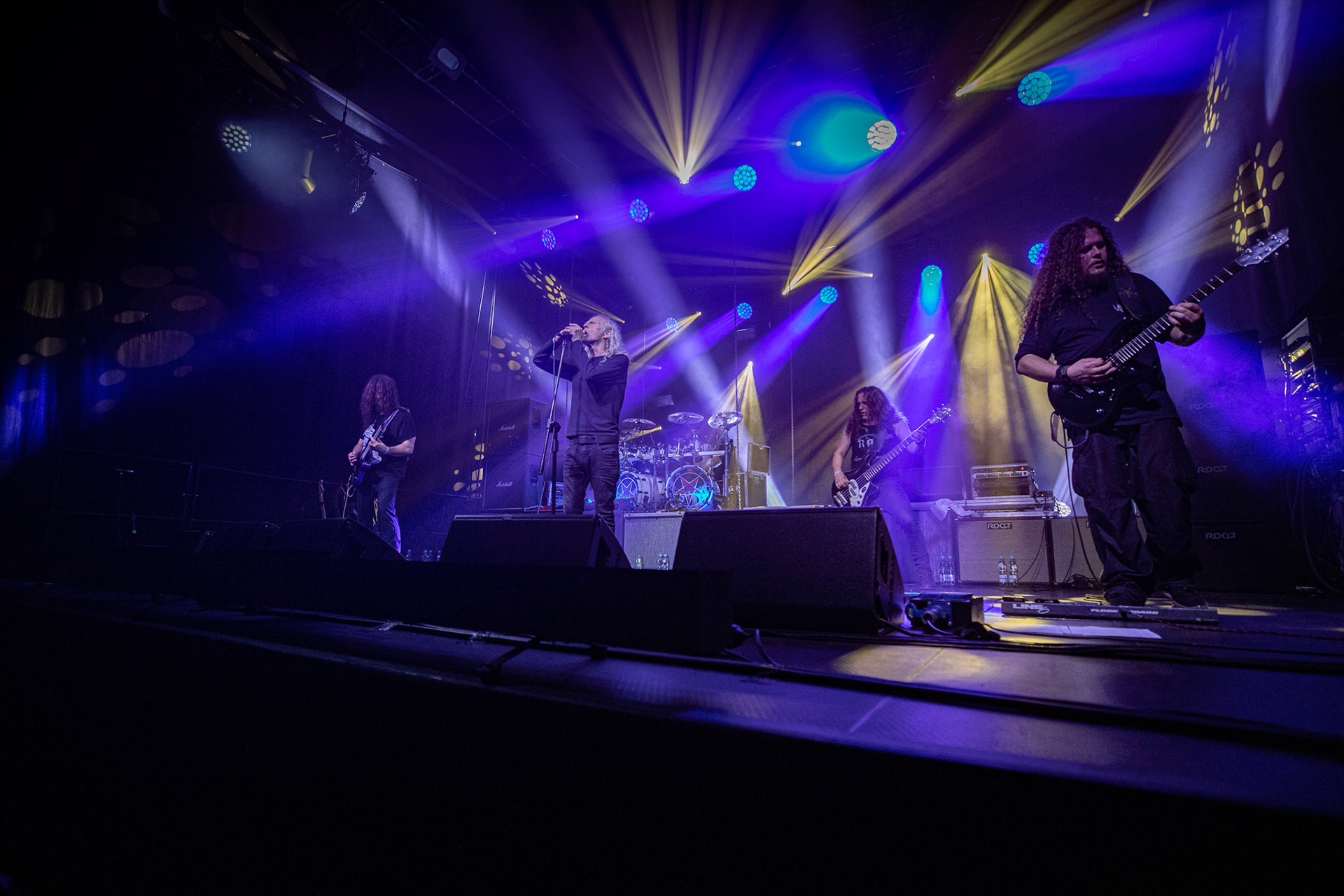 12.09.2021 - KAT i Roman Kostrzewski - koncert "Do zobaczenia w piekle" Wroclaw, Centrum Koncertowe A2.  Roman Kostrzewski – wokalJacek Nowak – perkusjaKrzysztof Pistelok – gitaraJacek Hiro – gitaraMichal Laksa – basGościnnie: Adam „Nergal” Darski (Behemoth)Piotr „Peter” Wiwczarek (Vader),Tomasz „Titus” Pukacki (Acid Drinkers)Adrian „Fred” Frelich (Dragon)Krzysztof „Fazi” Oset (ex-Kat)Piotr „Mancover” Mańkowski (Wolf Spider)Wacław „Vogg” Kiełtyka (Decapitated)Marek „Spider” Pająk (Vader)Jarek „Gronos” Gronowski (Dragon, ex-Kat)Paweł „Baitel” Pasek (Decapitated) Piotr Radecki (ex-Kat &amp; Roman Kostrzewski)fot. Andrzej kaziq Wasilkiewicz