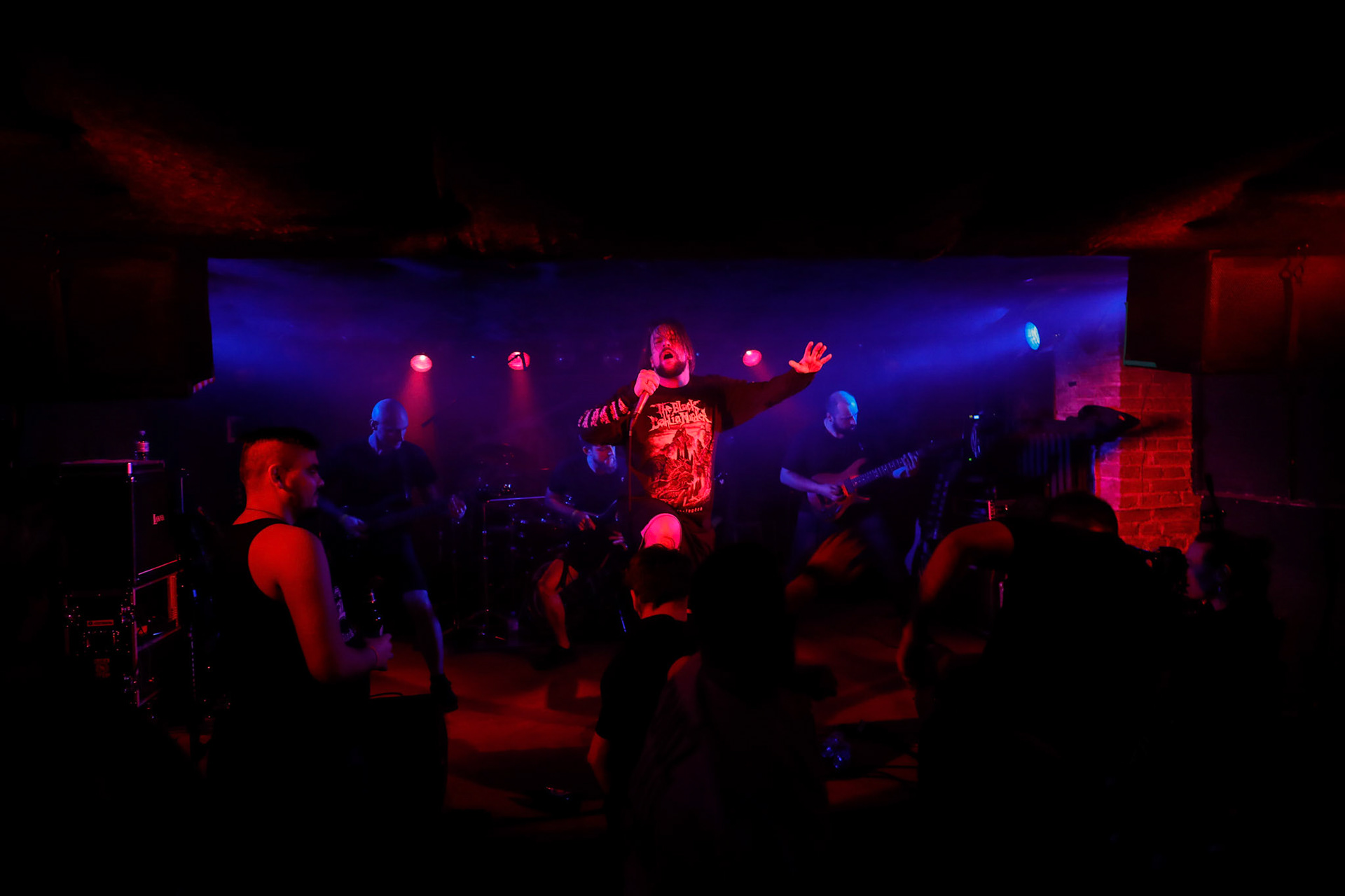 DROWN MY DAY - Kraków, Polska,
deathcore, techniczny death metalu, hardcore,

Maciek Korczak - wokal
Sergiusz Smolnicki - gitara
Sławomir Wojtas - gitara
Arkadiusz Antosz - bas
Kuba Homik - perkusja