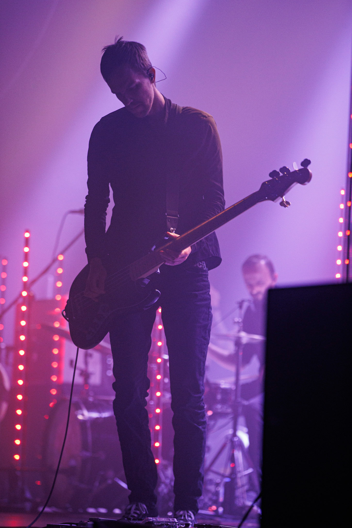 27.11.2021 TIDES FROM NEBULA koncert, Warszawa klub Progresja,Knock Out Productions, Mystic Production,Post-rock, muzyka alternatywna, progresywny rock.n/z Maciej Karbowski – gitara, instrumenty klawiszowen/z Przemek Weglowski – gitara basowan/z Tomasz Stolowski – perkusjaFot. Andrzej Wasilkiewicz/Reporter