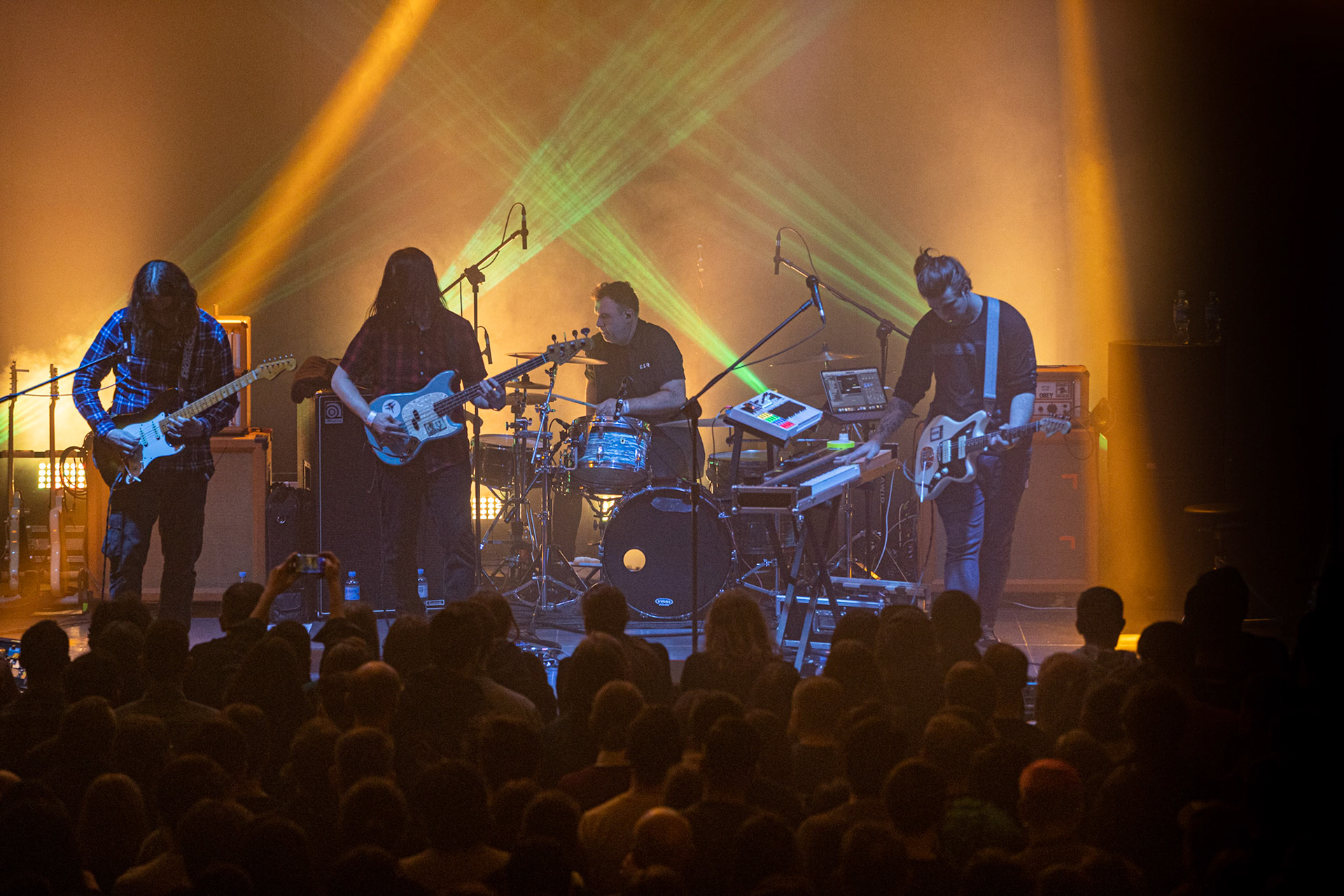 10.04.2022 God Is An Astronaut - Warszawa, klub Niebo. 20-te urodziny pierwszego,  albumu “The Beginning of the End”Napalm Records - post-rock, instrumental, space-rock. Winiary Bookings.Torsten Kinsella – wokal, gitara,Niels Kinsella – gitara basowa, gitaraJamie Dean – instrumenty klawiszowe, syntezatory, gitara,Gazz Carr – gitara,Lloyd Hanney – perkusja,fot. Andrzej Wasilkiewicz/Reporter