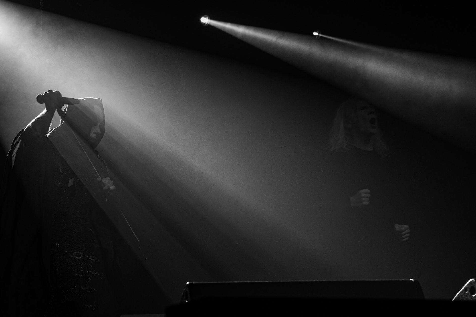 12.09.2021 - KAT i Roman Kostrzewski - koncert "Do zobaczenia w piekle" Wroclaw, Centrum Koncertowe A2.  Roman Kostrzewski – wokalJacek Nowak – perkusjaKrzysztof Pistelok – gitaraJacek Hiro – gitaraMichal Laksa – basGościnnie: Adam „Nergal” Darski (Behemoth)Piotr „Peter” Wiwczarek (Vader),Tomasz „Titus” Pukacki (Acid Drinkers)Adrian „Fred” Frelich (Dragon)Krzysztof „Fazi” Oset (ex-Kat)Piotr „Mancover” Mańkowski (Wolf Spider)Wacław „Vogg” Kiełtyka (Decapitated)Marek „Spider” Pająk (Vader)Jarek „Gronos” Gronowski (Dragon, ex-Kat)Paweł „Baitel” Pasek (Decapitated) Piotr Radecki (ex-Kat &amp; Roman Kostrzewski)fot. Andrzej kaziq Wasilkiewicz