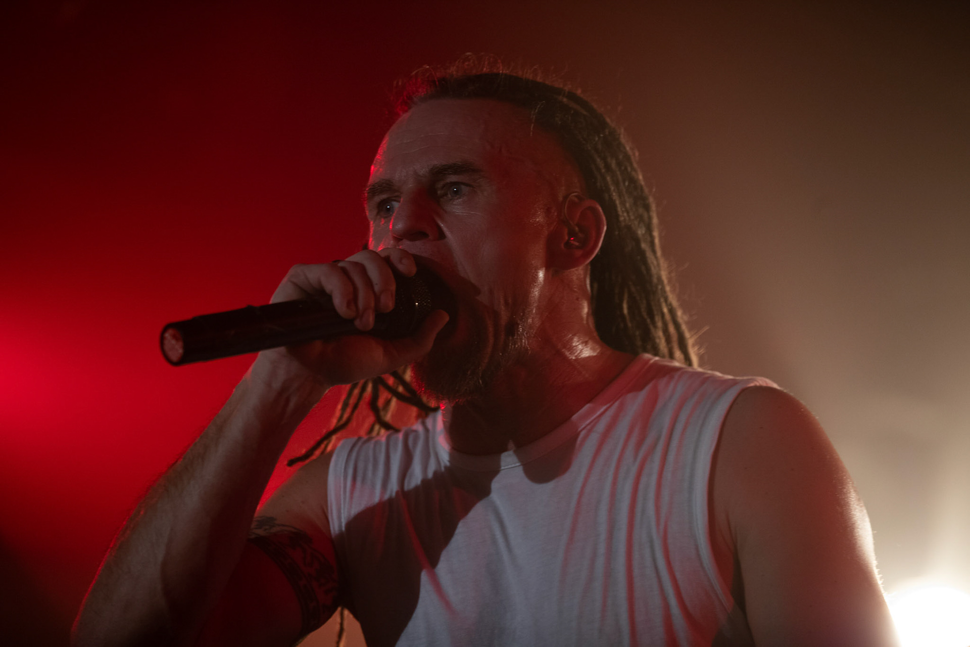 BLACK RIVER – rock, metal, punk, super grupa muzyków BEHEMOTH, DIMMU BORGIR, ROOTWATER, GEISHA GONER, HUNTER, VESANIA, NEOLITHIC.

Maciej Taff – wokal
Piotr „Kay” Wtulich – gitara
Artur „Art” Kempa – gitara
Tomasz „Orion” Wróblewski – bass
Dariusz „Daray” Brzozowski – perkusja
agencja Winiarybookings 
 fot. Andrzej Wasilkiewicz/Reporter