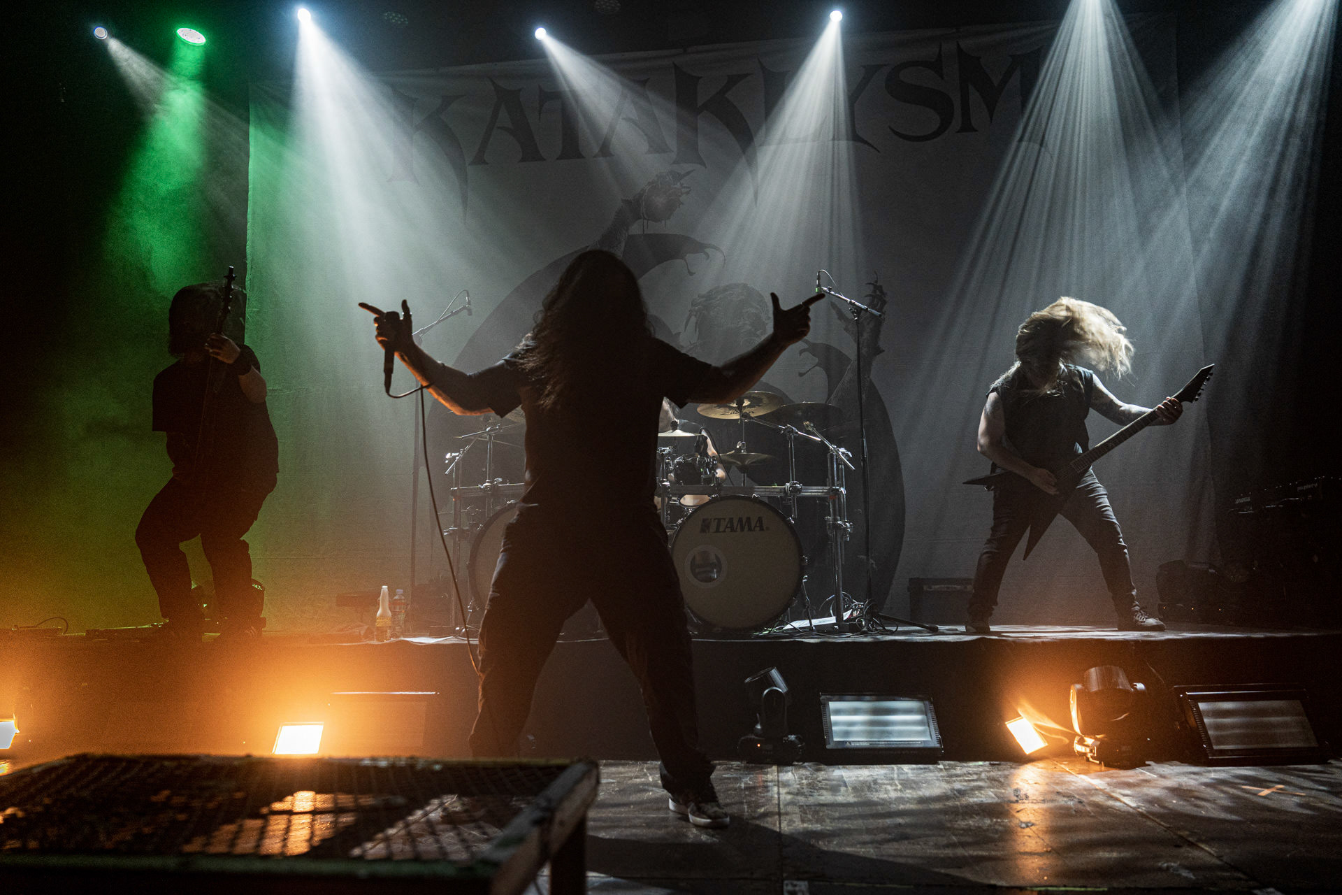 14.04.2023 Kataklysm - kanadyjski melodic death metal. Knock Out Productions, klub Progresja Warszawa. fot. Andrzej Wasilkiewicz/kaziq.com