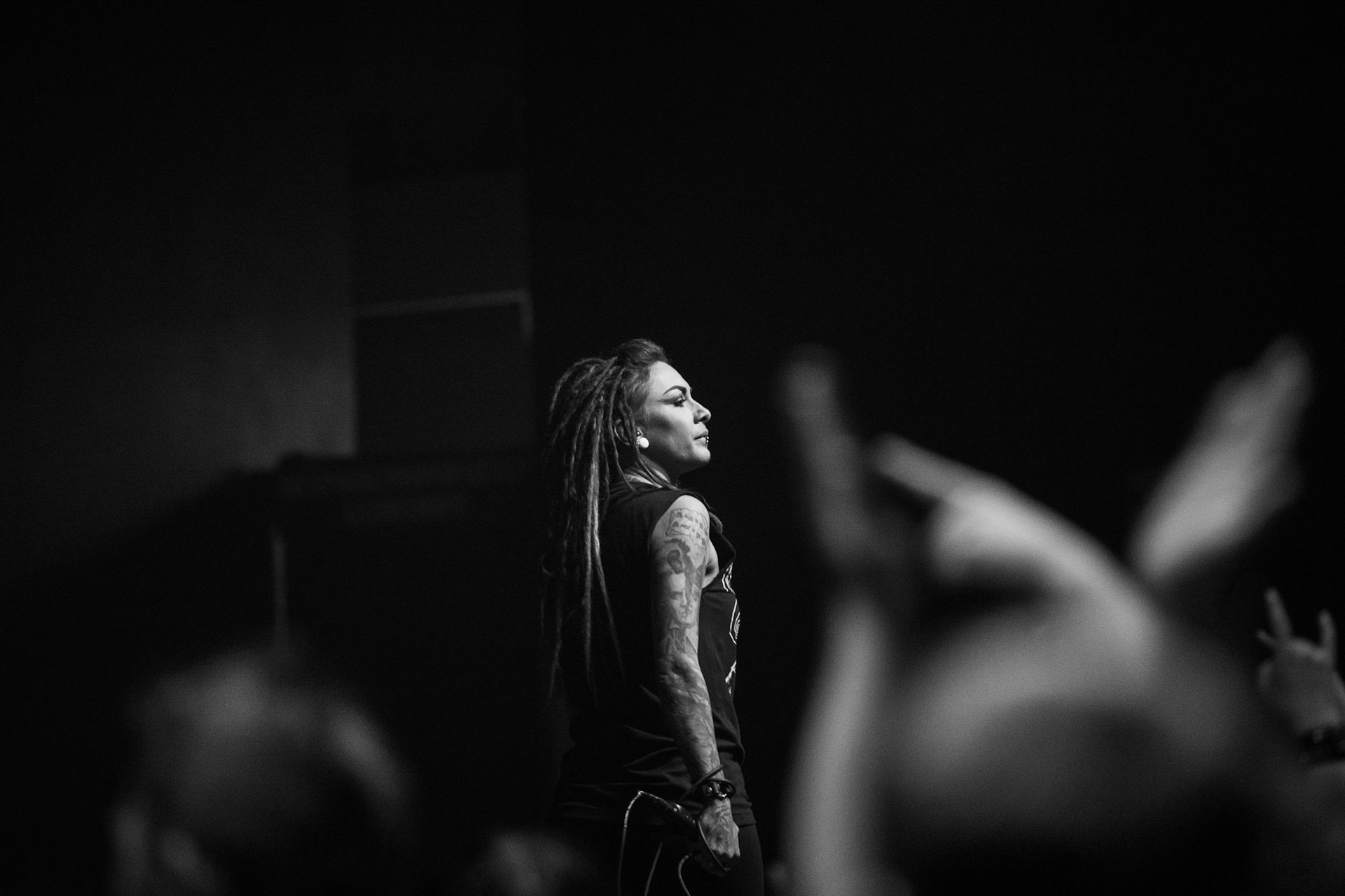 01.03.2019 Infected Rain- koncert warszawska Progresja, Infected Rain Moldovan nu metal, nu metalcore,
Vadim "Vidick" Ozhog - guitars, 
Vladimir Babici - bass, 
Serghei Babici - guitars, 
Eugen Voluta - drums,
Elena "Lena Scissorhands" Cataraga - vocals,