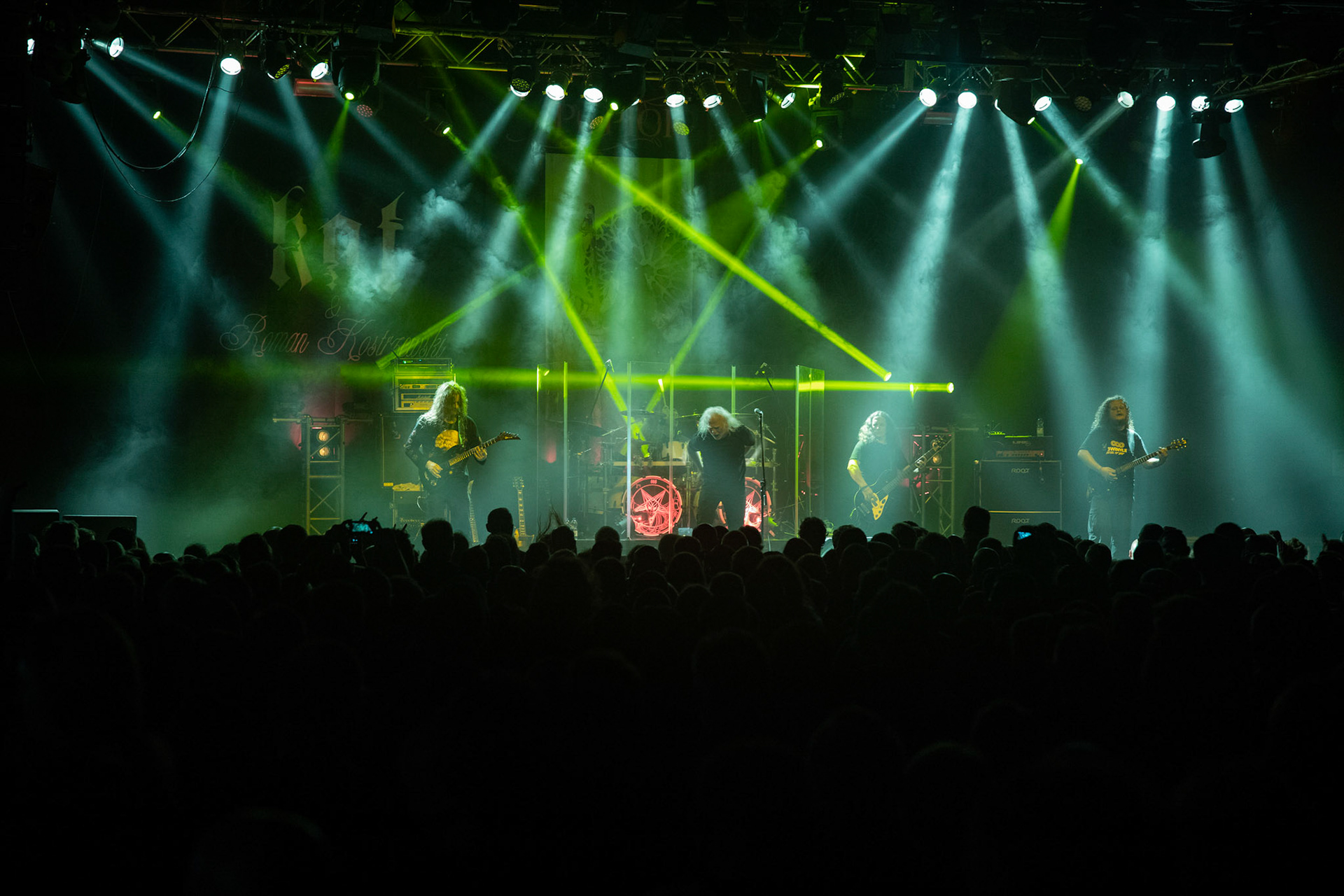 Legendy Metalu KAT & Roman Kostrzewski Polska, metal, trashmetal, - koncert Legendy Metalu w warszawskiej Progresji, 
Roman Kostrzewski – wokal
Jacek Nowak – perkusja
Krzysztof Pistelok – gitara
Jacek Hiro – gitara
Michał Laksa – bas
fot. Andrzej kaziq Wasilkiewicz