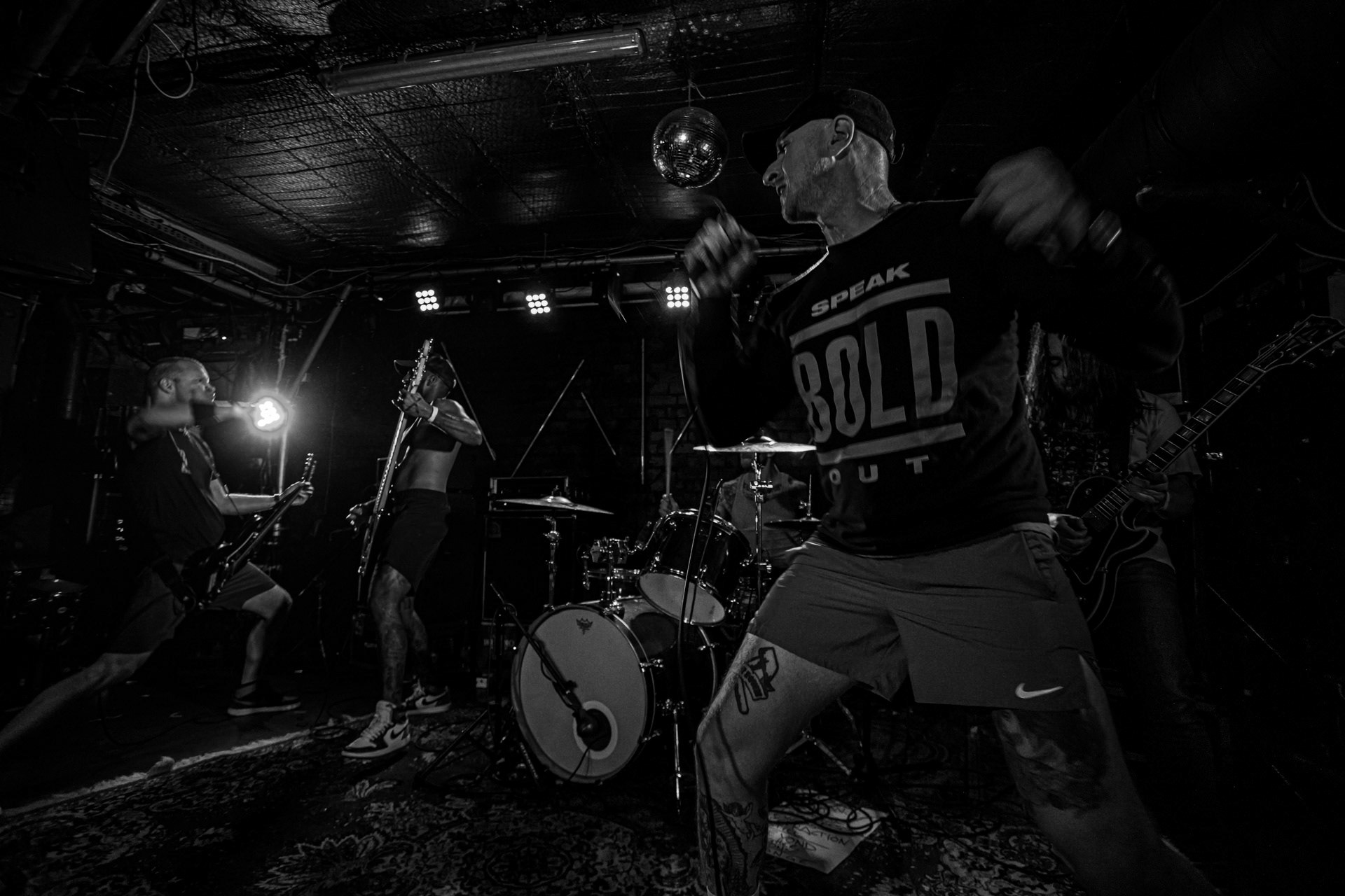 26.07.2022 CHANGE przed Youth of Today Warszawski koncert w Hydrozagadce. Produkcja WiniaryBookings. fot. Andrzej Wasilkiewicz/kaziq.com