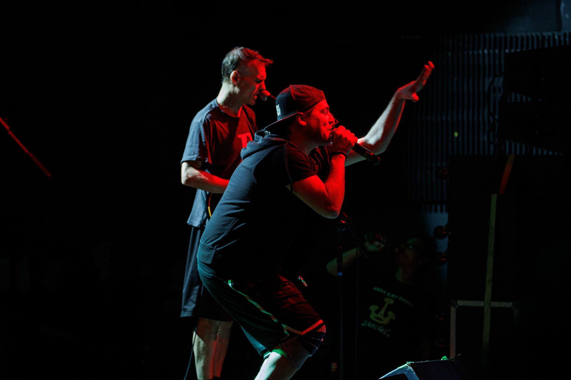 30.11.2021 koncert Dog Eat Dog - USA - hardcore, punkrock, rap, metal, hip hop, reggae, soul, funk,n/z Dave Neabore (bass), n/z John Connor (vocals), n/z Brandon Finley (drums), n/z Roger Hammerli (guitar),n/z Bozez (sax &amp; beer),koncert Warszawa, Progresja 25 lat albumu Play Games -  Dog Eat Dog.fot. Andrzej Wasilkiewicz/Reporter