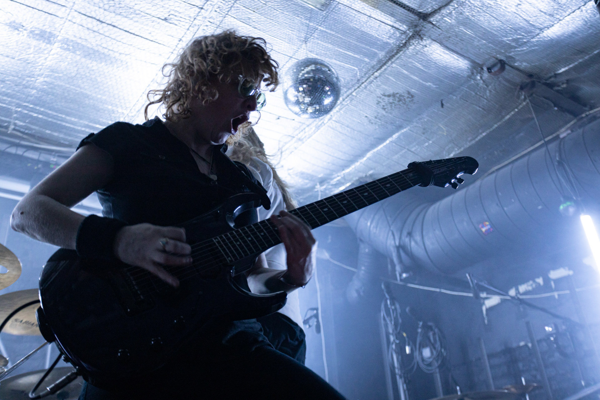 13.09.2022 VOYAGER - Warsaw pop/prog/power/rock/metal.Danny Estrin - Lead Vocals/Keys/Programming,Simone Dow - Guitars,Alex Canion - Bass/Backing Vocals,Scott Kay - Guitars,Ashley Doodkorte - Drums,Produkcja Knock Out Productions,Hydrozagadkafot. Andrzej Wasilkiewicz/kaziq.com