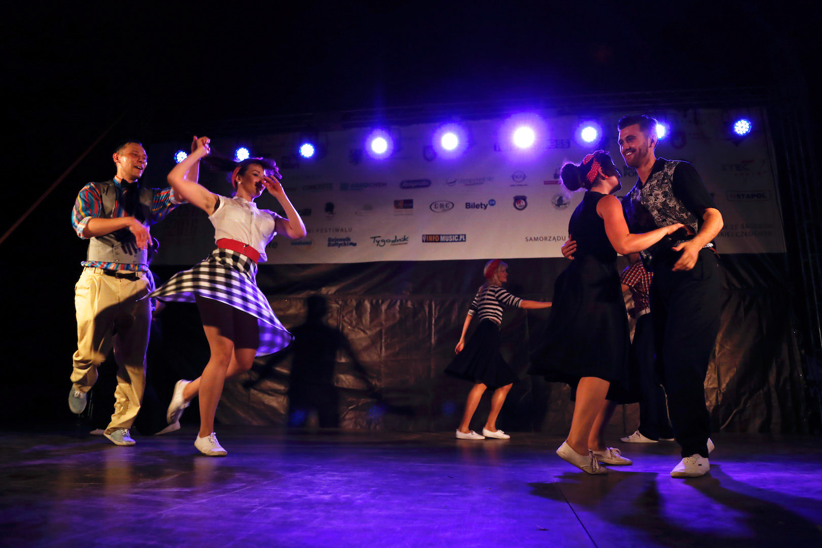 Warsztaty Tańca
World Masters Boogie Woogie 2015, złotych medalistów World Masters Boogie Woogie Main Class w Lyon, V-ce Mistrzów Świata Boogie Woogie: Grzegorza i Agnieszkę Cherubińskich oraz instruktorów SwingStep.Pl