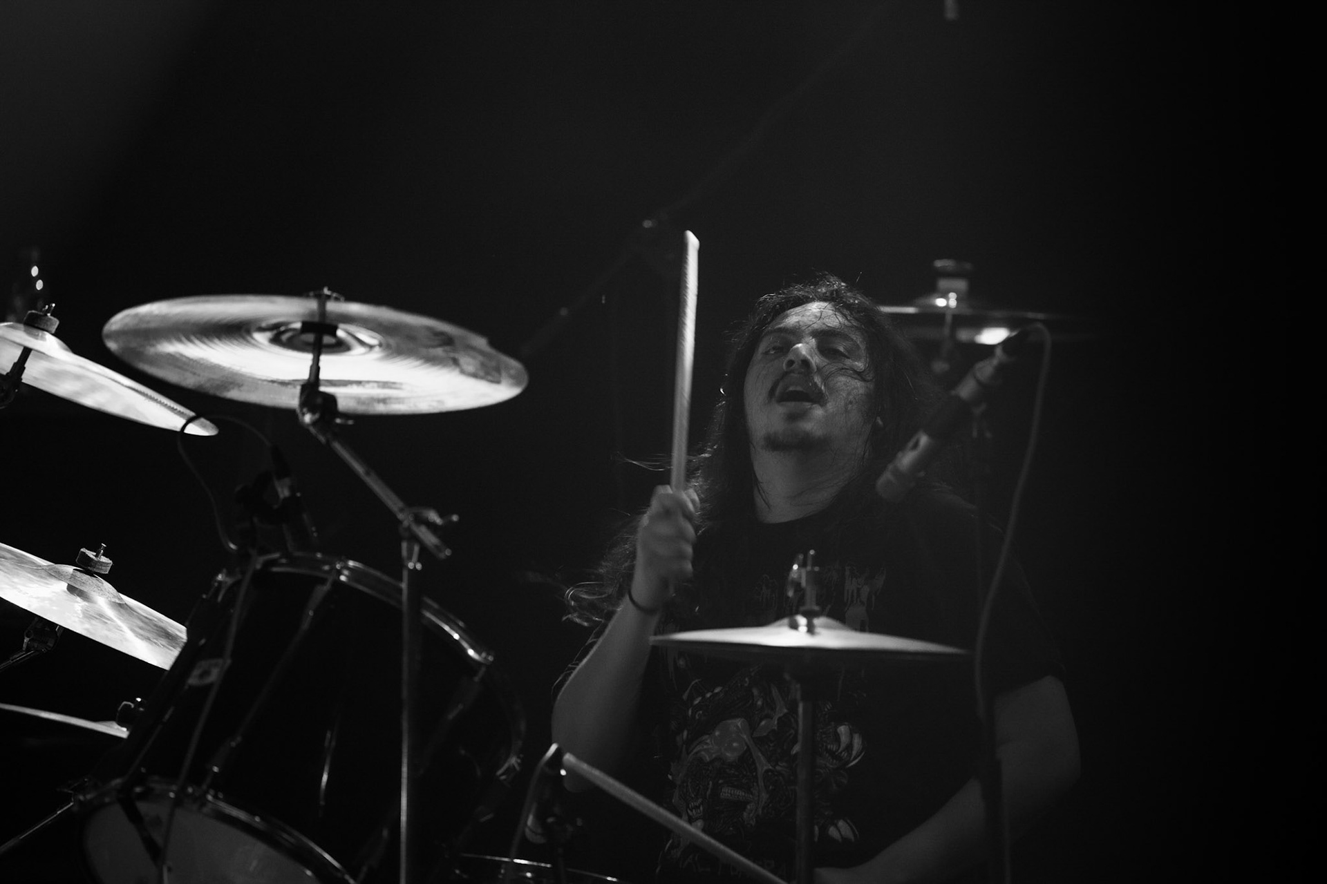 Igor A Cavalera wokal gitara basowa
Travis Stone gitara
Johnny Valles perkusja
Support podczas europejska trasa koncertowej Cavalera Conspiracy 
Return Beneath Arise - Max i Iggor Cavalera ex-Sepultura
Koncert w warszawskiej Progresji 20.11.2019
heavy metal, thrash metal, metal,
groove metal, thrash metal, metal, 
fot. Andrzej Wasilkiewicz/Reporter