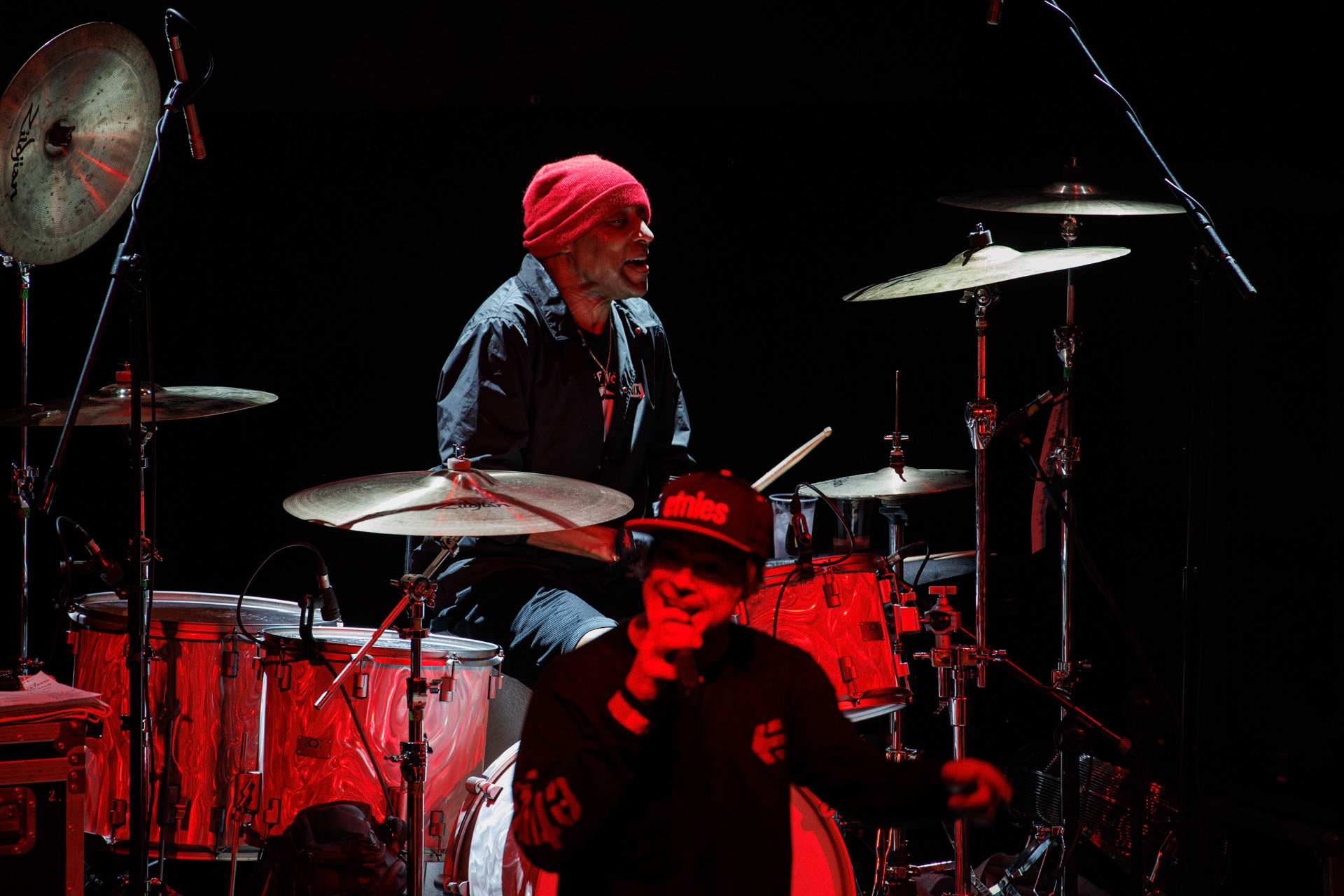 30.11.2021 koncert Dog Eat Dog - USA - hardcore, punkrock, rap, metal, hip hop, reggae, soul, funk,n/z Dave Neabore (bass), n/z John Connor (vocals), n/z Brandon Finley (drums), n/z Roger Hammerli (guitar),n/z Bozez (sax &amp; beer),koncert Warszawa, Progresja 25 lat albumu Play Games -  Dog Eat Dog.fot. Andrzej Wasilkiewicz/Reporter