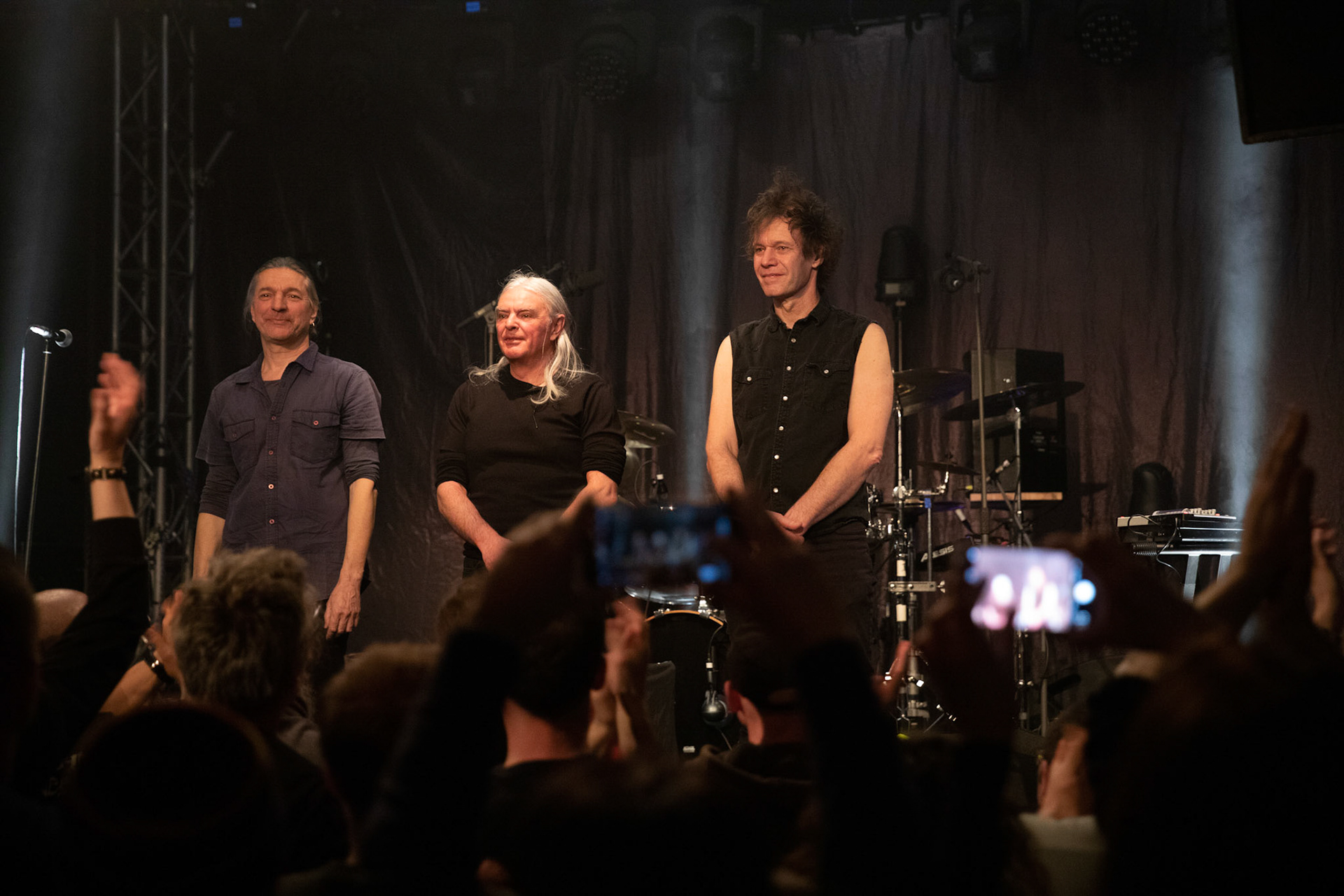 2.04.2019 THE YOUNG GODS (Szwajcaria) industrial, alternatywny rock, noise, ambient
Franz Treichler / Franz Muse, vocals, sampler, computer, guitars.
Cesare Pizzi sampler, computer.
Bernard Trontin drums, electronics.
Klub Kwadrat,
Knock Out Productions.