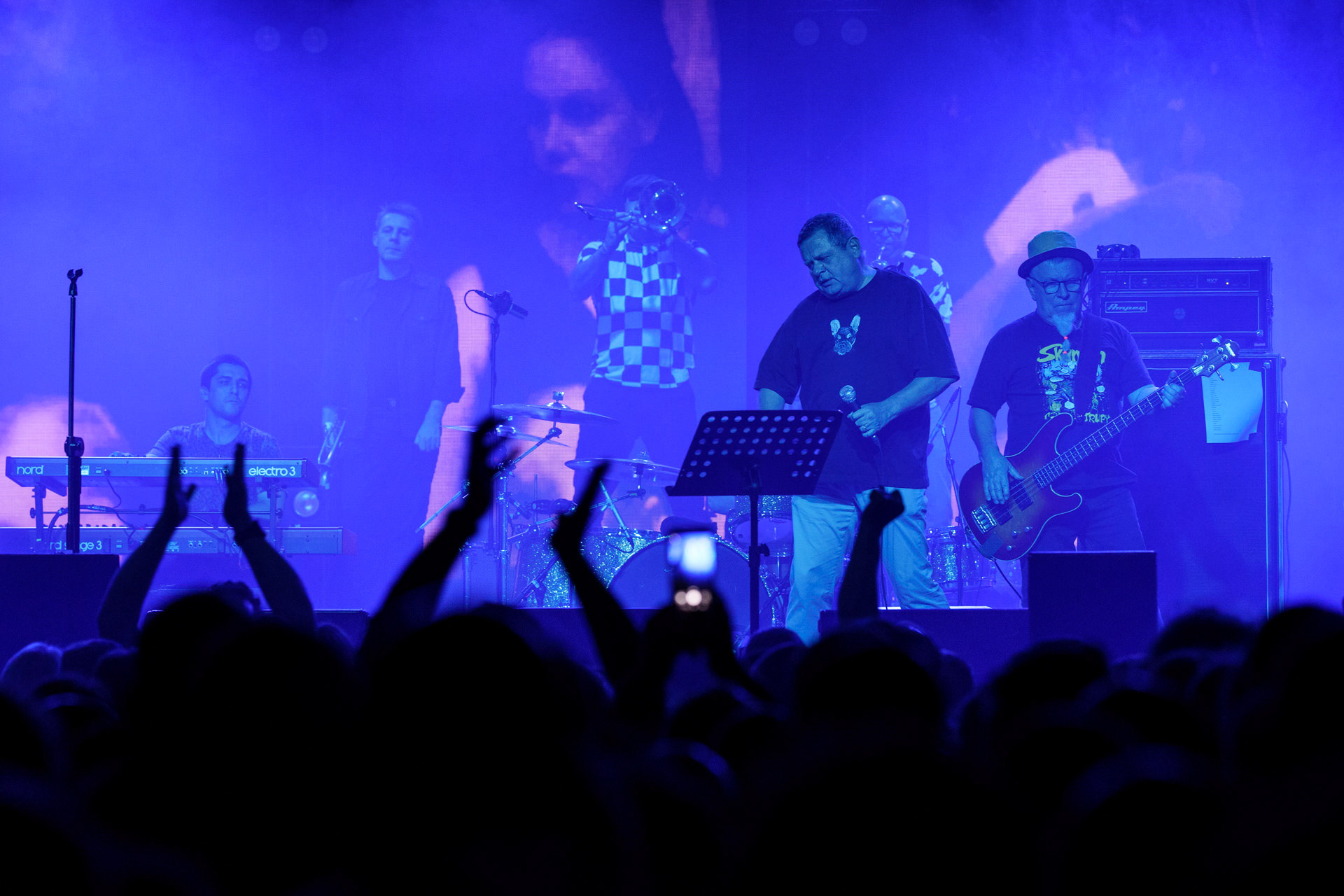 4.11.2022 KULT - Pomaranczowa Trasa 2022 - Warszawa Stodola, Rock, rock progresywny, rock alternatywny, punk, nowa fala, polski rock. fot. Andrzej Wasilkiewicz/Reporter