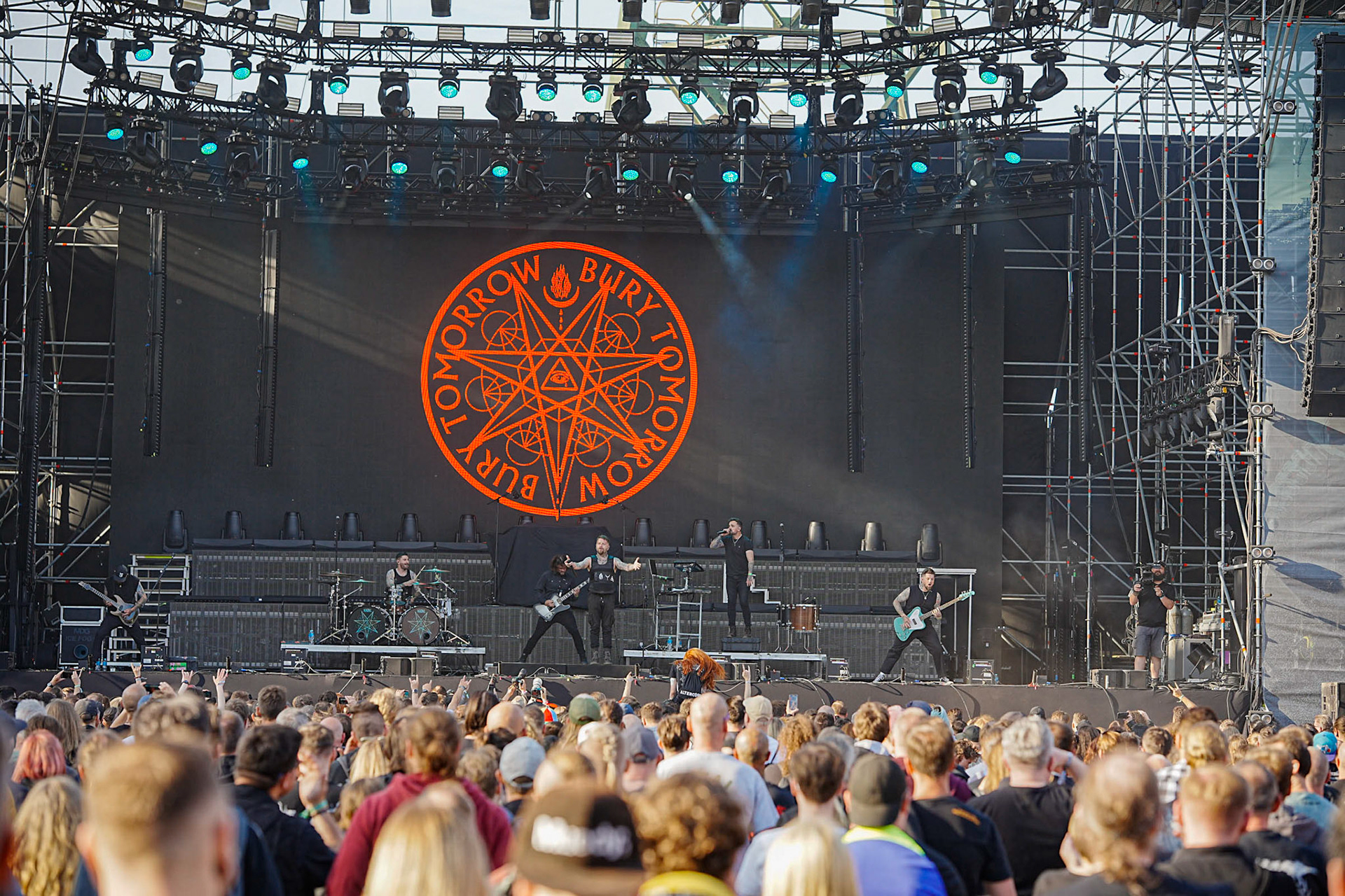 10.06.2023 Bury Tomorrow trzeci dzien festiwaluMystic Festival 2023, Stocznia Gdanska fot. Andrzej Wasilkiewicz/Reporter