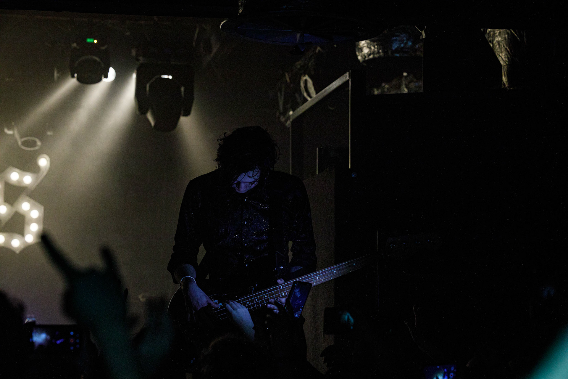 PALAYE ROYALE
The Bastards World Tour 2020: Europe.
Palaye Royal - Kanadyjski Fashion Art Rock Band,
nz. Remington Leith – Vocals,
nz. Sebastian Danzig – Guitar/Organ,
nz. Emerson Barrett - Drums,
Koncert w warszawskiej Proximie 10.03.2020
Sumerian Records, WiniaryBookings,
fot. Andrzej Wasilkiewicz/kaziq.com