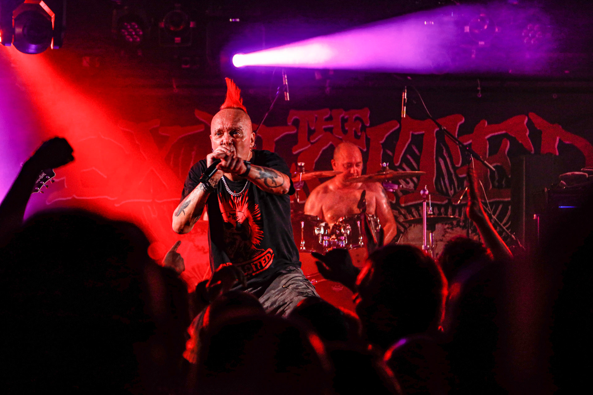 25.08.2022 The Exploited - legenda drugiej fali punk rocka na koncercie w warszawskiej Proximie.Weterani punk rock, hardcore punk, crossover thrash z Edynburga w składzie:Wattie Buchan – wokal, Irish Rob – bas,Willie Buchan – perkusja,Robbie Steedo Davidson - gitara,Produkcja: Noise Annoys Booking Agency and Records, Boredom Booking. fot. Andrzej Wasilkiewicz/Reporter