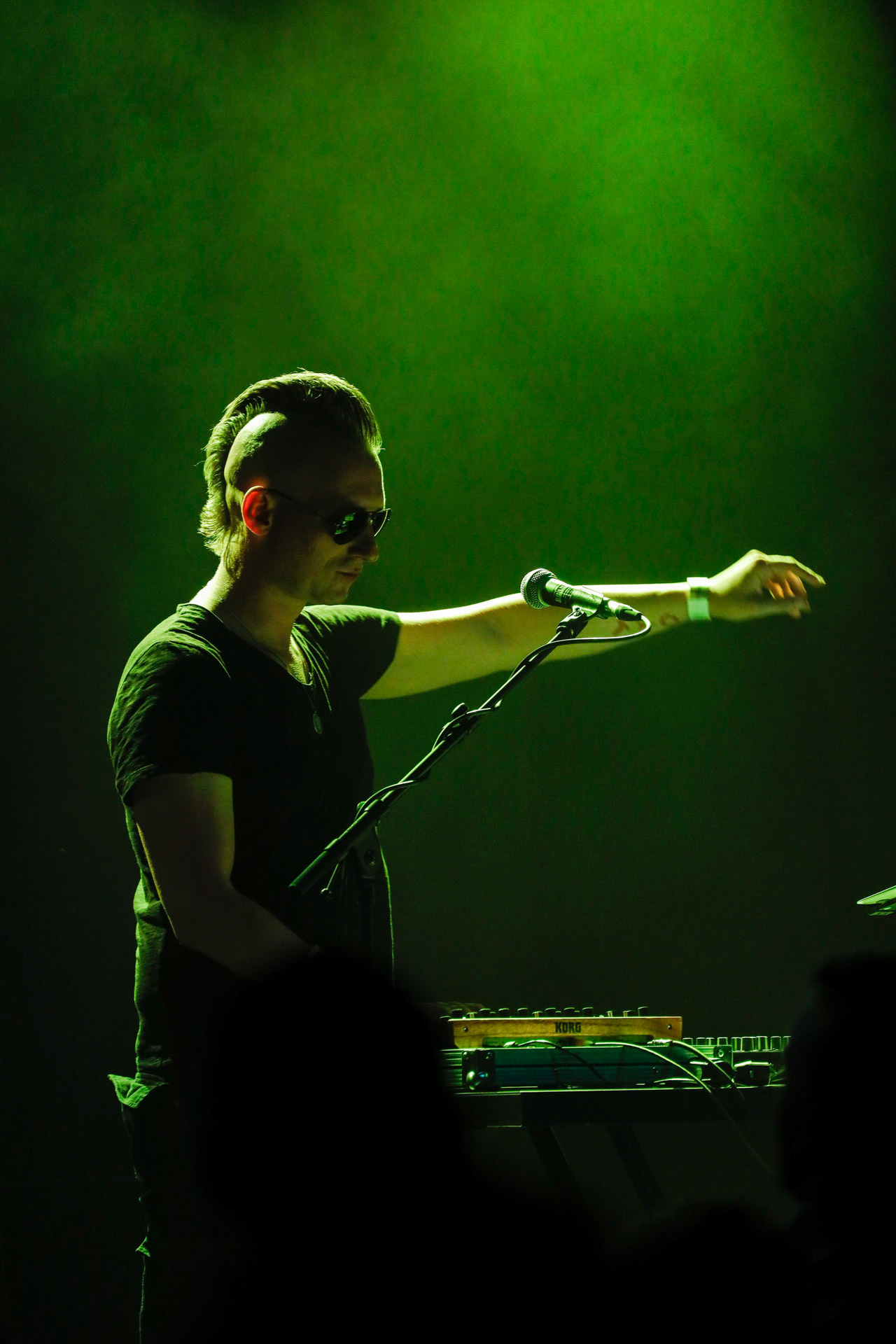 9.08.2022 TENSION CONTROL (Niemcy) - Oldschool EBM - Warszawski koncert w Progresji.  WiniaryBookings,fot. Andrzej Wasilkiewicz/kaziq.com