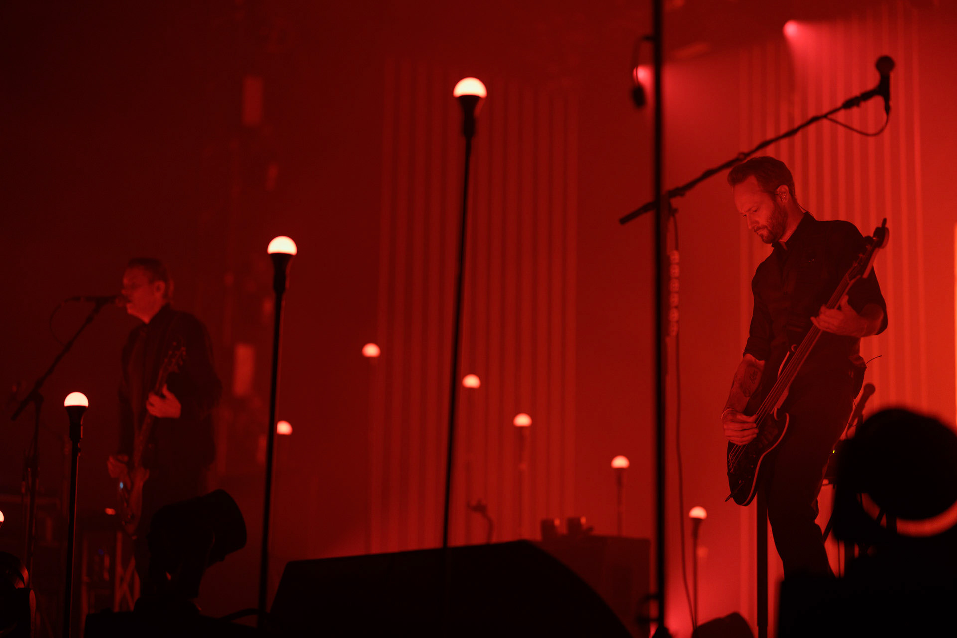 24.10.2022 Sigur Ros - 2022 World tour - Warszawa Expo XXI.Islandzkie trio Sigur Ros powraca po prawie dziesiecioletniej przerwie wraca z albumem Odins Raven Magic oaz zapowiedzia 20th Anniversary Edition.Jon Por Birgisson – wokal, gitara elektryczna,  Georg Holm – gitara basowa, dzwonki, wokal wspierający,Kjartan Sveinsson - instrumenty klawiszowe,Post-rock, Alternative rock, Ambient music,Amazing Music Denmark,Charm Music Poland,fot. Andrzej Wasilkiewicz/Reporter