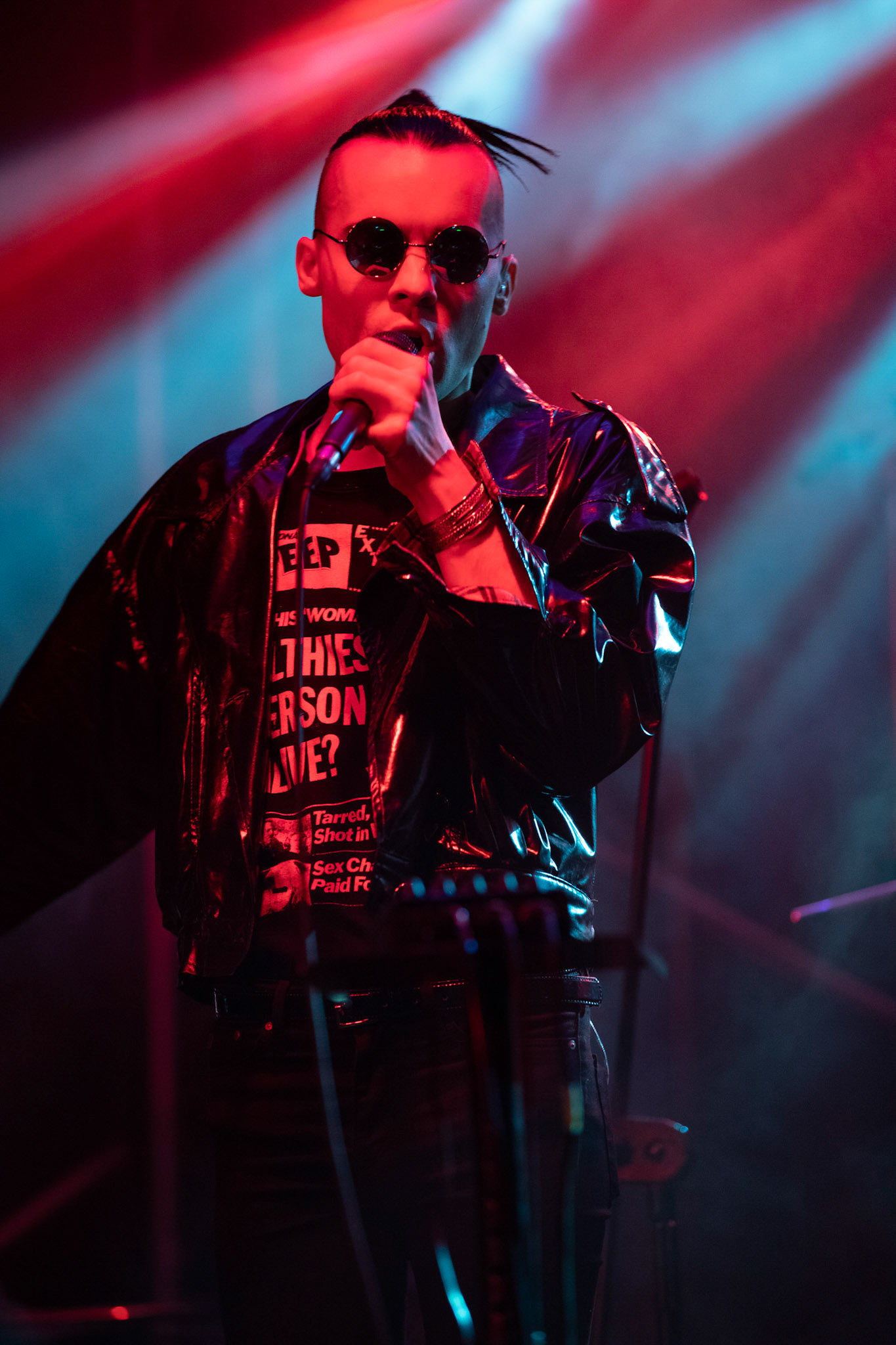 2.04.2019 Decadent Fun Club (Polska)  alternative post-punk, dark pop
Paveu Ostrovsky vocal, 
Jasiek Łukomski bass, 
Mateusz Gągol synths, 
Kamil Cegiełka drums,
klub Kwadrat,
Knock Out Productions,