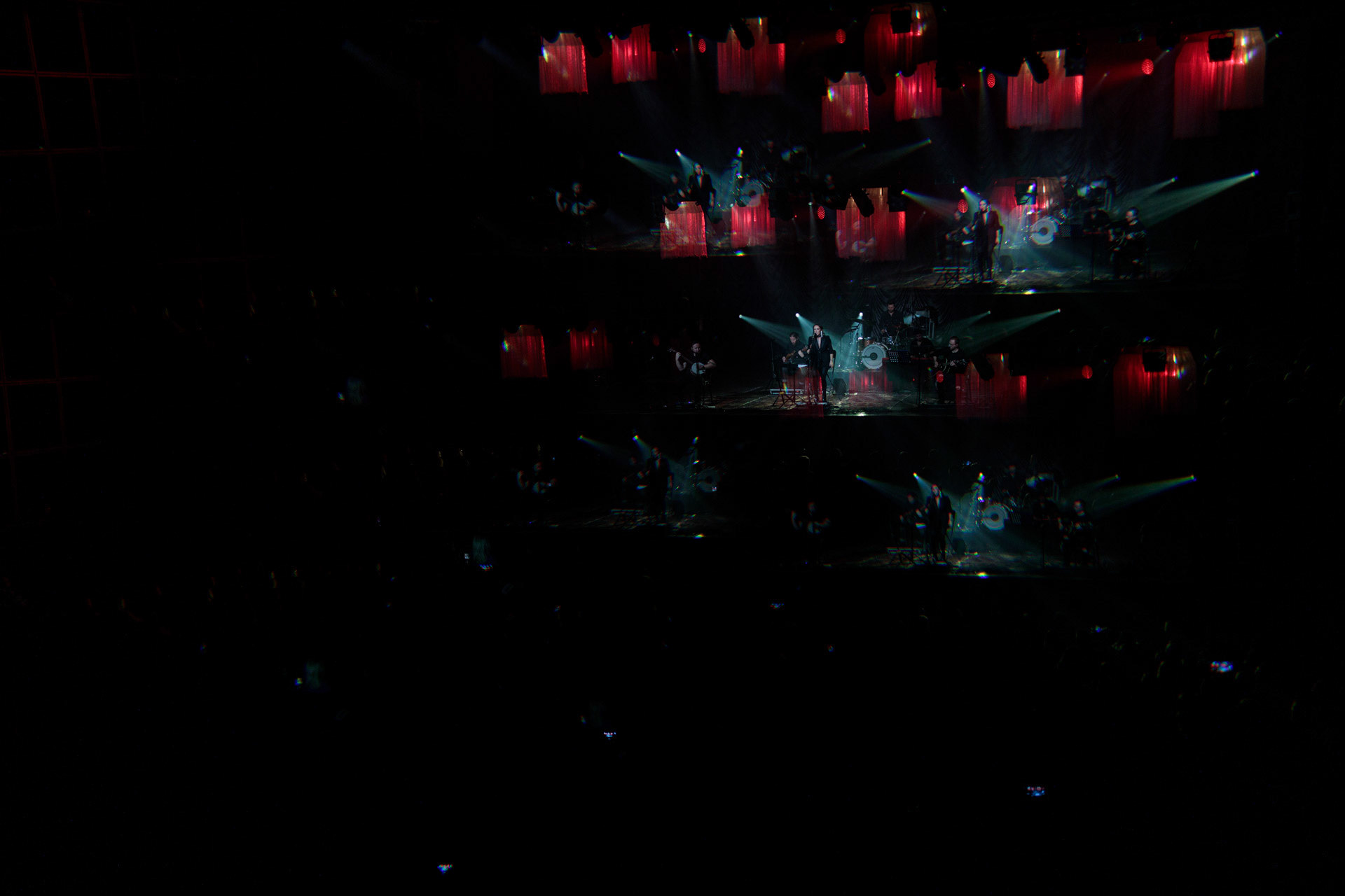 5.12.2021 Kasia Kowalska akustycznie w Klubie Stodola.n/z Kasia Kowalska - wokal,n/z Jerzy Runowski - gitara,n/z Pawel Grudniak - bass,n/z Marcin Karel - gitara,n/z Barek Pawlus - perkusja,Rock, rock progresywny, rock alternatywny, polski rock, pop-rock.fot. Andrzej Wasilkiewicz/Reporter