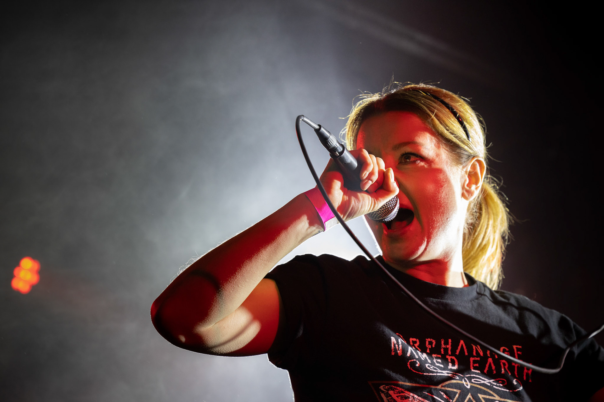 6.12.2019 Warszawa Klub Proxima KMKZ suport Dezertera
N/z Agnieszka Karłowicz wokal 
fot. Andrzej Wasilkiewicz/REPORTER