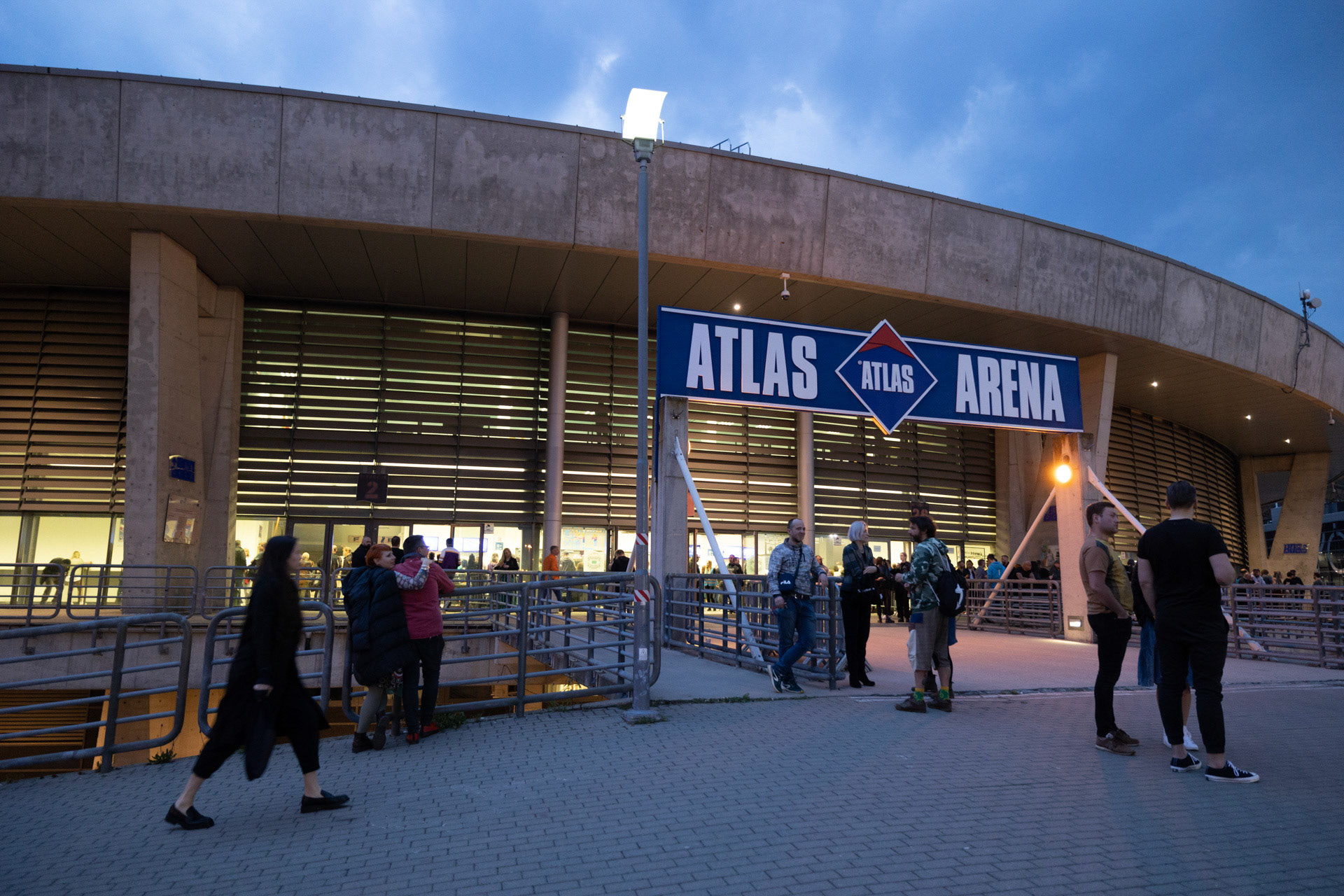 5.05.2022 europejska trasa koncertowa Dead Can Dance Europa – 2022. Atlas Arena. Charm Music. Fot. Andrzej Wasilkiewicz/Reporter