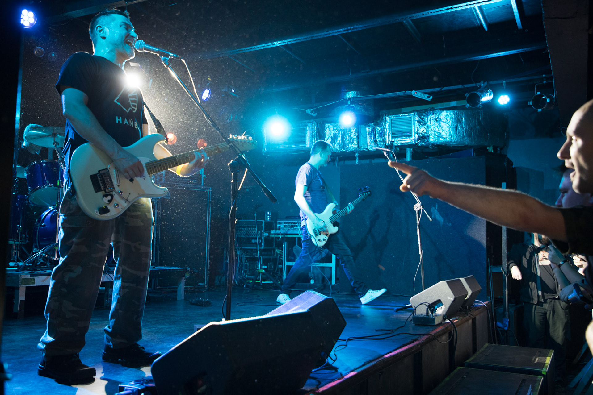 9.12.2017r Dezerter koncert Proxima, Robert Robal Matera gitara, wokal, Krzysztof Grabowski perkusja , Jacek Chrzanowski gitara basowa fot. Andrzej Wasilkiewicz/Reporter