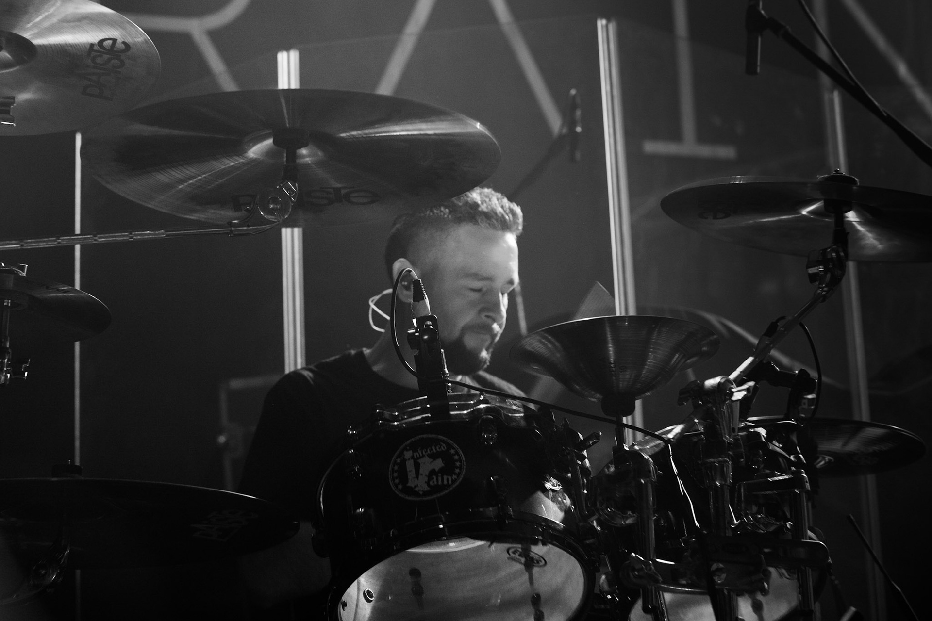 01.03.2019 Infected Rain- koncert warszawska Progresja, Infected Rain Moldovan nu metal, nu metalcore,
Vadim "Vidick" Ozhog - guitars, 
Vladimir Babici - bass, 
Serghei Babici - guitars, 
Eugen Voluta - drums,
Elena "Lena Scissorhands" Cataraga - vocals,