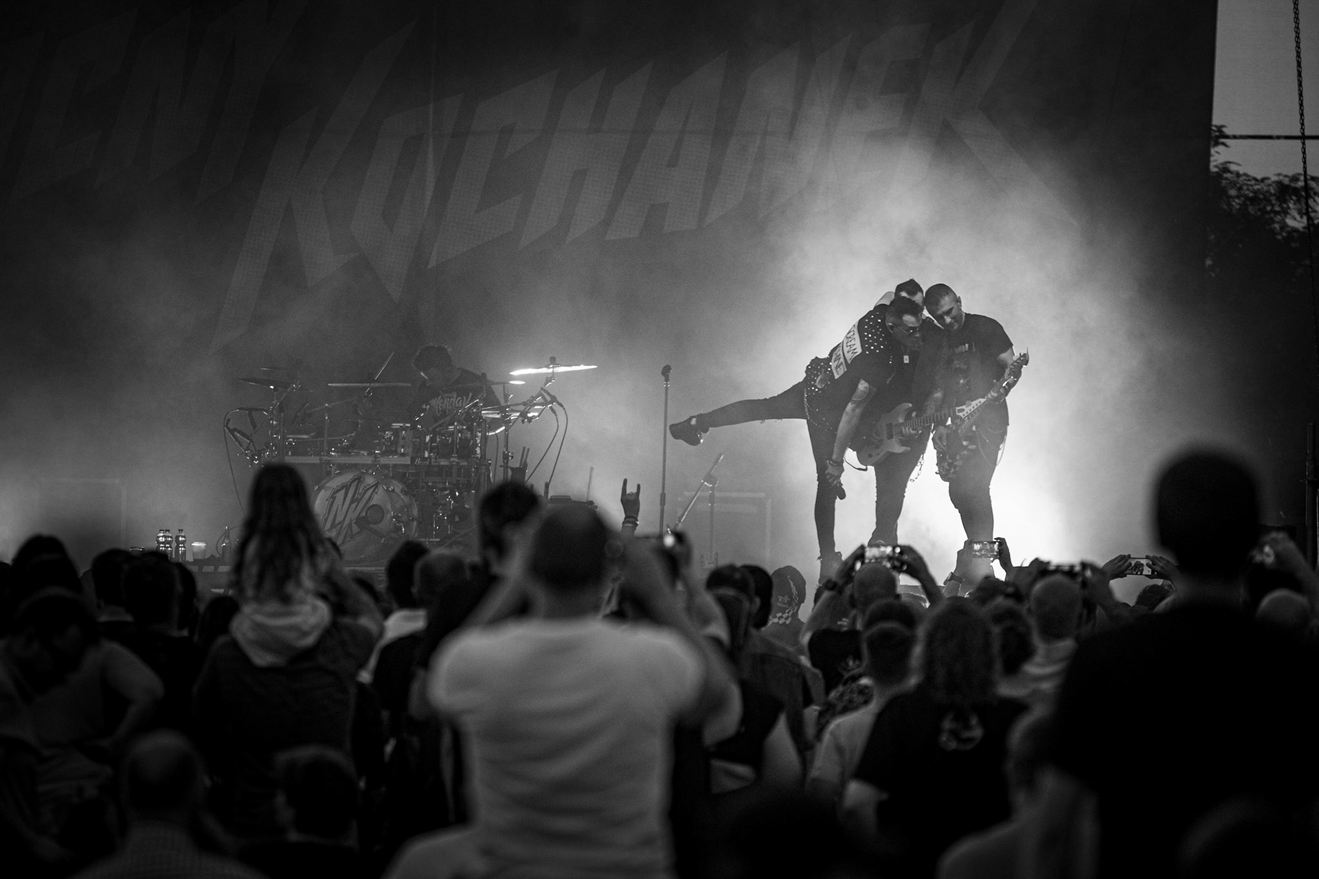 Nocny KochanekNocny Kochanek - koncert Warszawa Progresja,Gramy Do Woli, Zdrajcy Metalu, klasyczny heavy metal, alter ego Night Mistress.n/z Krzysiek Sokolowski – wokal,n/z Arkadiusz Majstrak – gitara,n/z Artur Pochwala – bas,n/z Artur Zurek – perkusja,Fot. Andrzej Wasilkiewicz/Reporter