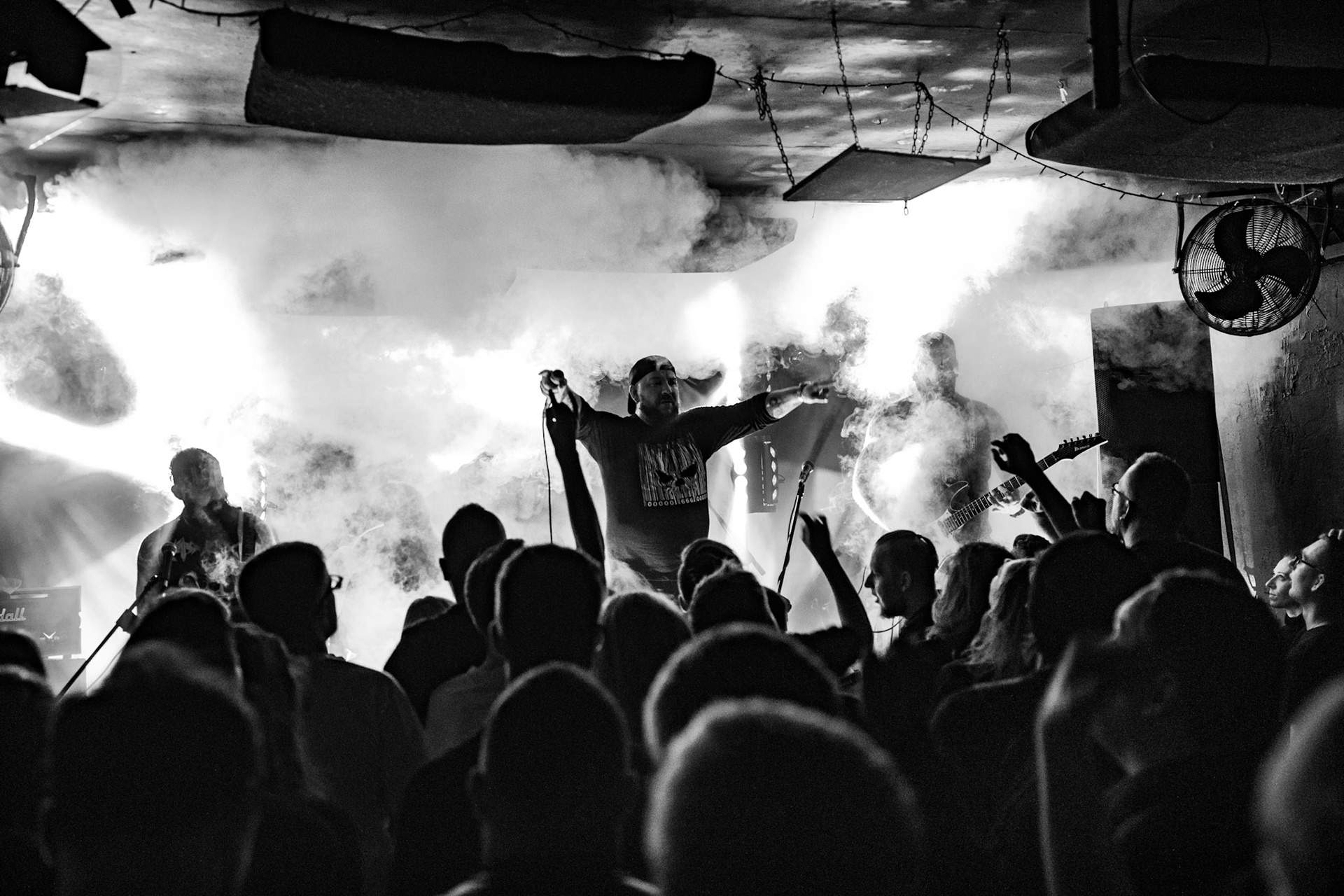 Frontside koncert w Warszawie, trasa Innowiercy Tour 2019
metal, hardcore, deathmetal,
Marcin Rdest wokal
Mariusz Dzwonek gitara 
Dariusz Kupis gitara 
Wojciech Nowak gitara basowa
Tomasz Ochab perkusja 
Knock Out Productions
fot. Andrzej Wasilkiewicz/REPORTER