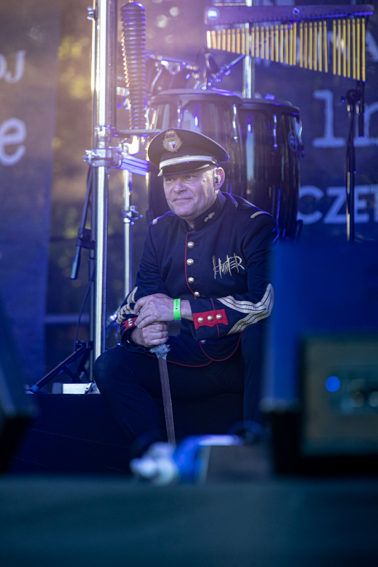 Hunter - postpandemoniczny koncert z okazji XXXV-lecia.Progresja - Gramy do Woli, Warszawa.Arkadiusz „Letki” Letkiewicz – instrumenty perkusyjne.Letnia Scena Progresji.fot. Andrzej Wasilkiewicz/Reporter