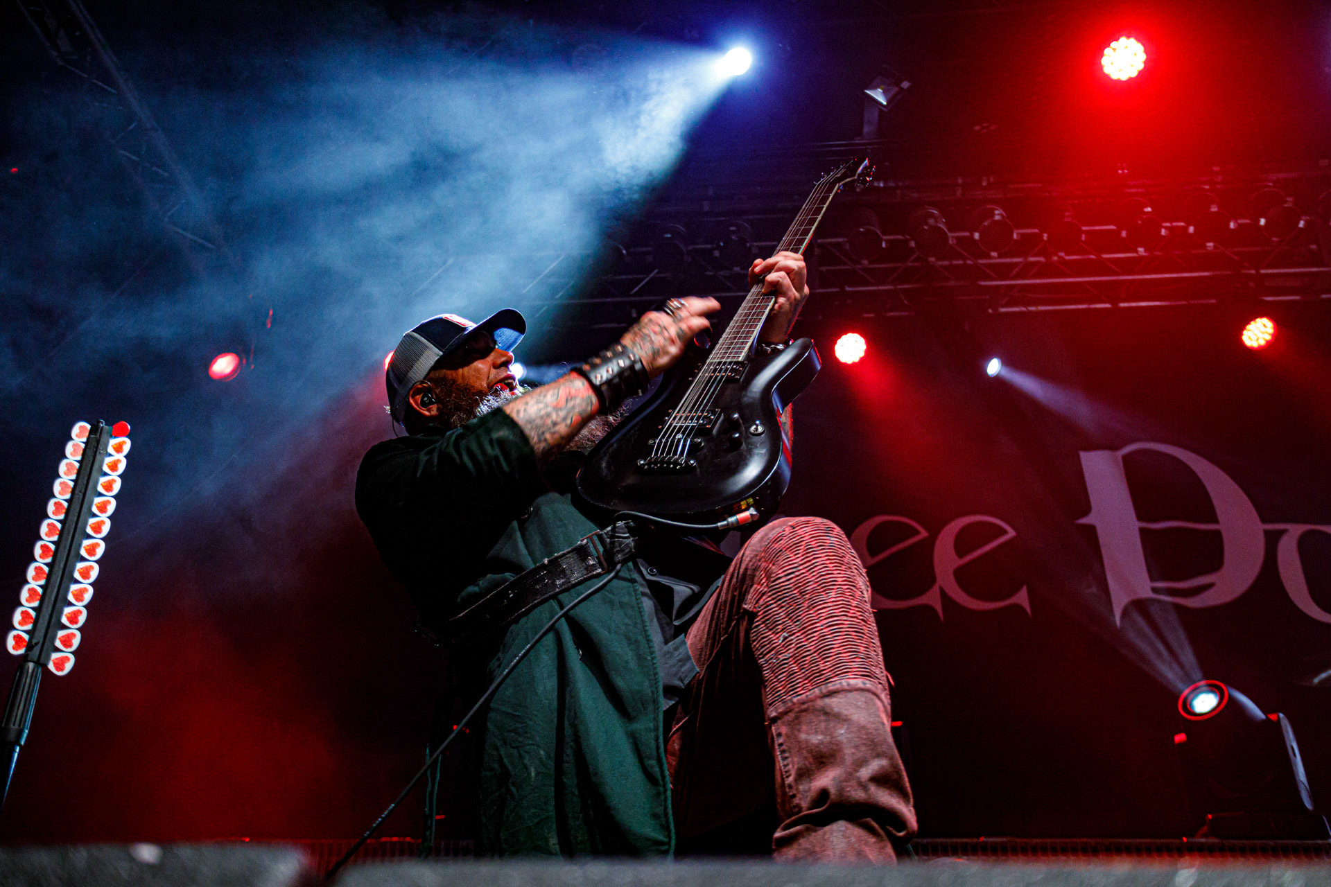 7.10.2022 Warszawski koncert Three Days Grace w klubie Progresja.Kanadyjczycy promuja nowy album EXPLOSIONS.n/z Barry Stock – gitara, n/z Brad Walst – gitara basowa, n/z Neil Sanderson – perkusja, instrumenty klawiszowe, n/z Matt Walst – wokal,Produkcja Knock Out Productions, Fot. Andrzej Wasilkiewicz/Reporter