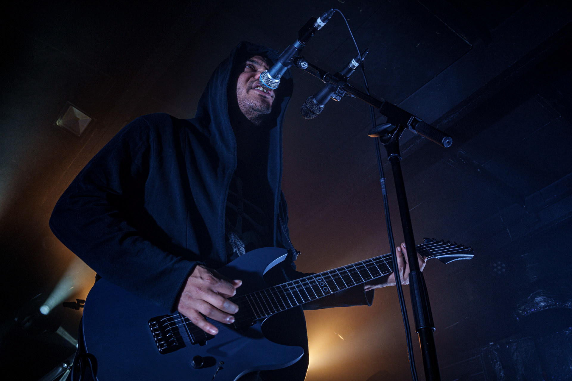 6.12.2022 Zeal &amp; Ardor - Warszawa.Szwajcarski industrial metal, blackgaze, awant-garde, afroamerykanski spirytualizmu z black metalem,n/z Manuel Gagneux - wokal, gitara,Knock Out Productions,Klub Proxima,Fot. Andrzej Wasilkiewicz/Reporter