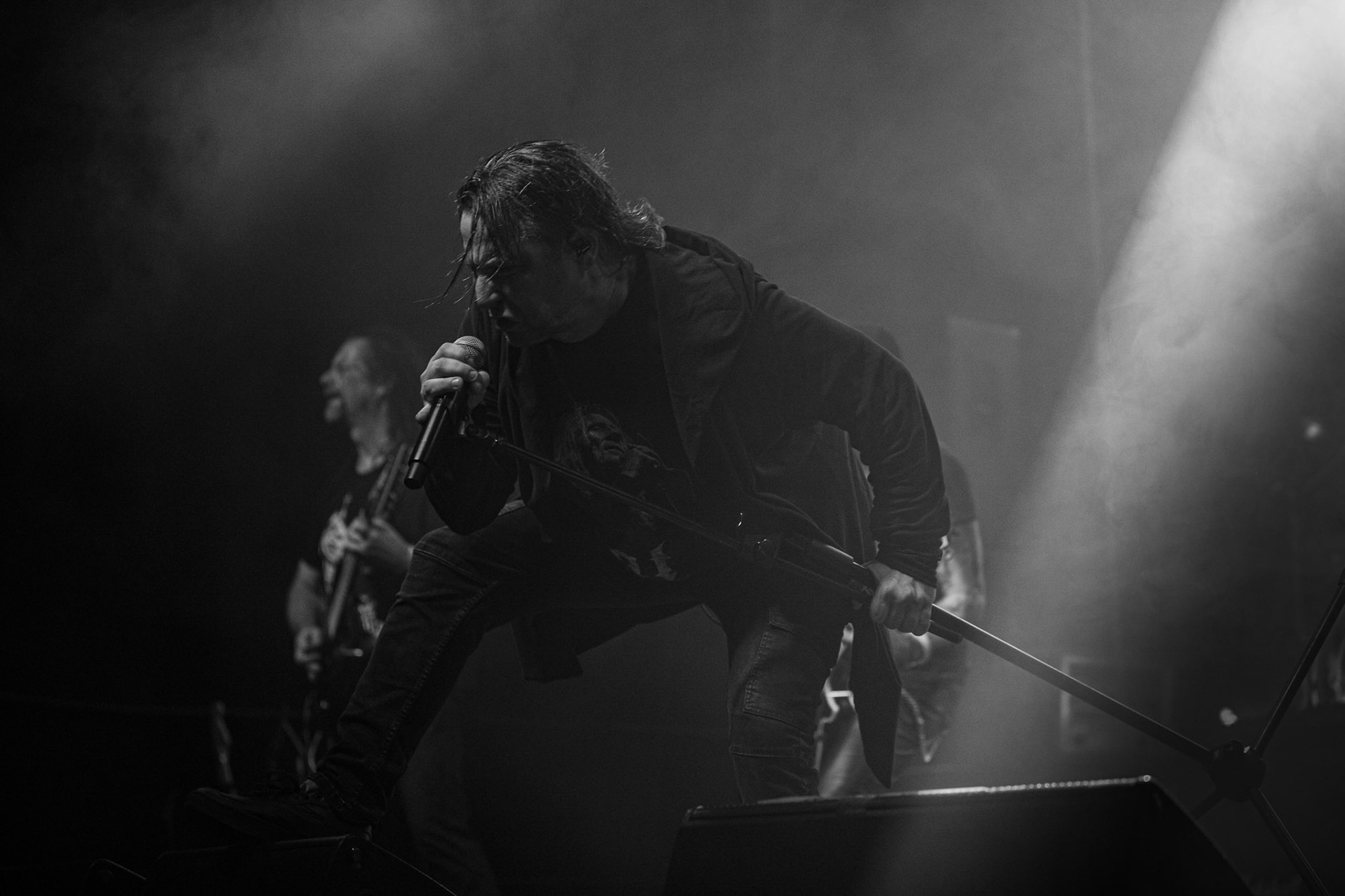 12.09.2021 - KAT i Roman Kostrzewski - koncert "Do zobaczenia w piekle" Wroclaw, Centrum Koncertowe A2.  Roman Kostrzewski – wokalJacek Nowak – perkusjaKrzysztof Pistelok – gitaraJacek Hiro – gitaraMichal Laksa – basGościnnie: Adam „Nergal” Darski (Behemoth)Piotr „Peter” Wiwczarek (Vader),Tomasz „Titus” Pukacki (Acid Drinkers)Adrian „Fred” Frelich (Dragon)Krzysztof „Fazi” Oset (ex-Kat)Piotr „Mancover” Mańkowski (Wolf Spider)Wacław „Vogg” Kiełtyka (Decapitated)Marek „Spider” Pająk (Vader)Jarek „Gronos” Gronowski (Dragon, ex-Kat)Paweł „Baitel” Pasek (Decapitated) Piotr Radecki (ex-Kat &amp; Roman Kostrzewski)fot. Andrzej kaziq Wasilkiewicz