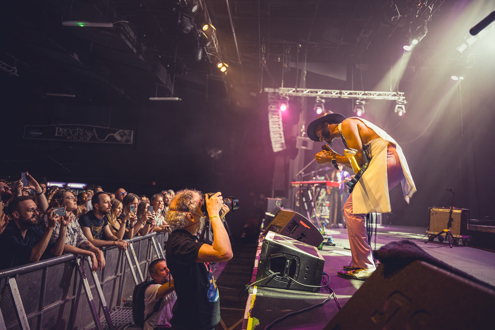 2024.07.16 Fantastic Negrito w warszawskiej Progresji  -  fot. Andrzej Wasilkiewicz kaziq.com