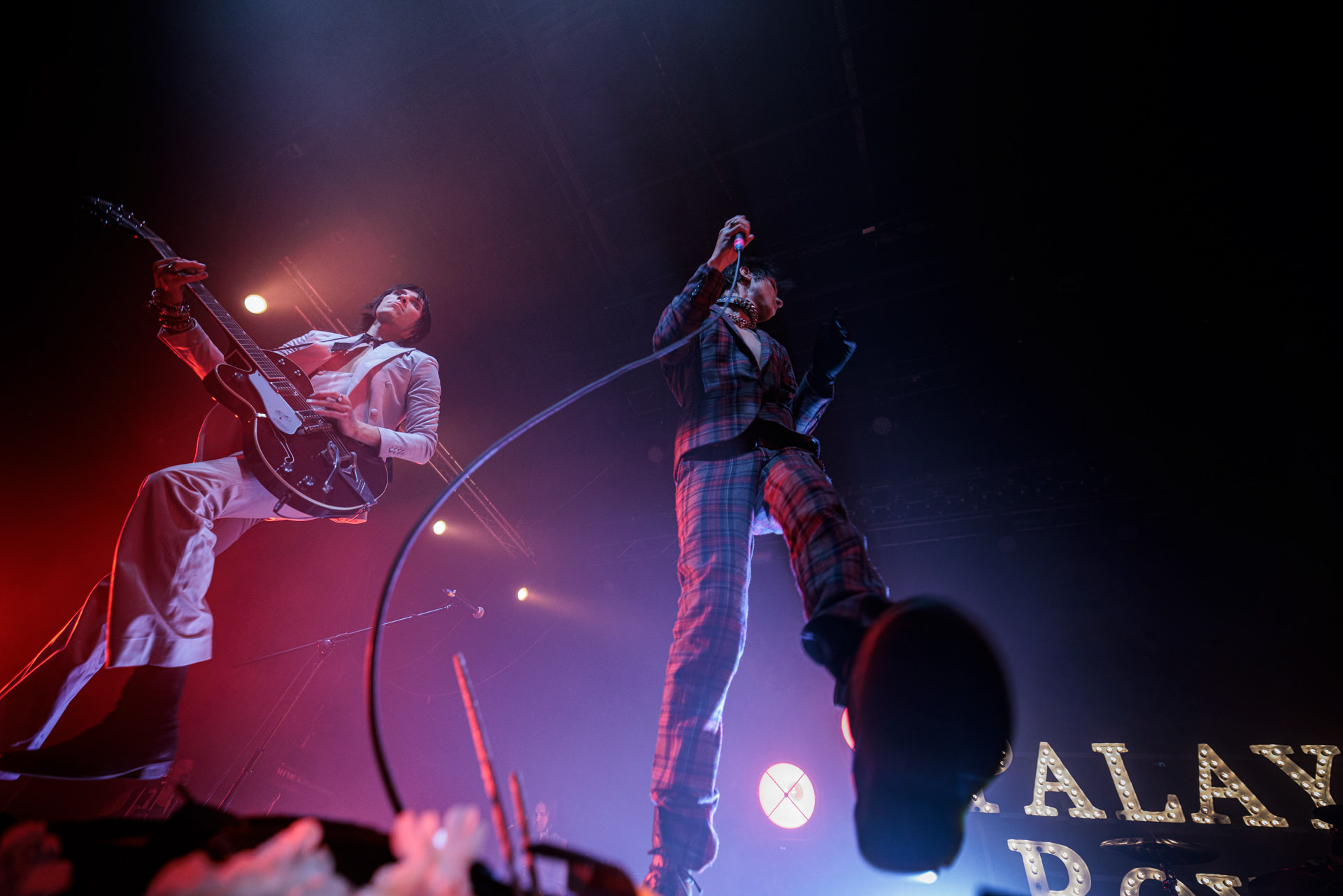 Palaye Royale - Warszawski koncert zespołu braci Kropp w Progresji. Art rock, rock and roll, glam rock, garage rock, indie rock, WiniaryBookings, fot. Andrzej Wasilkiewicz/Reporter