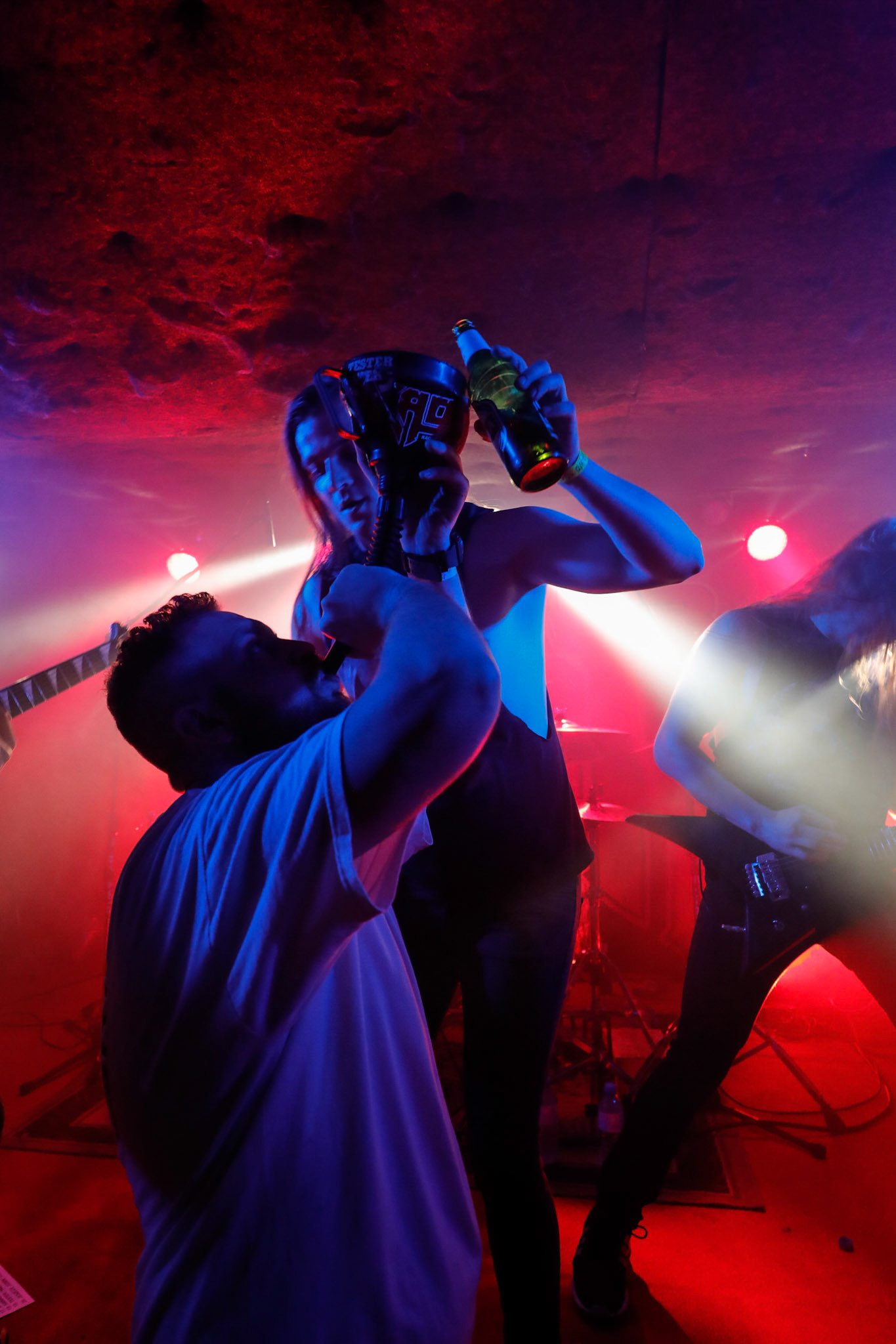 Tester Gier - Rybnik, Polska,
Crossover Thrash, Techniczny Punk Rock, hardcore,