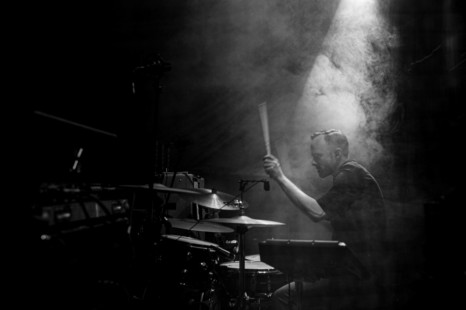 27.08.2021 TIDES FROM NEBULA koncert, Warszawa klub REJS,Lato w Plenerze, Winiary Bookings, Mystic Production,Post-rock, muzyka alternatywna, progresywny rock.n/z Tomasz Stolowski – perkusjaFot. Andrzej Wasilkiewicz/Reporter