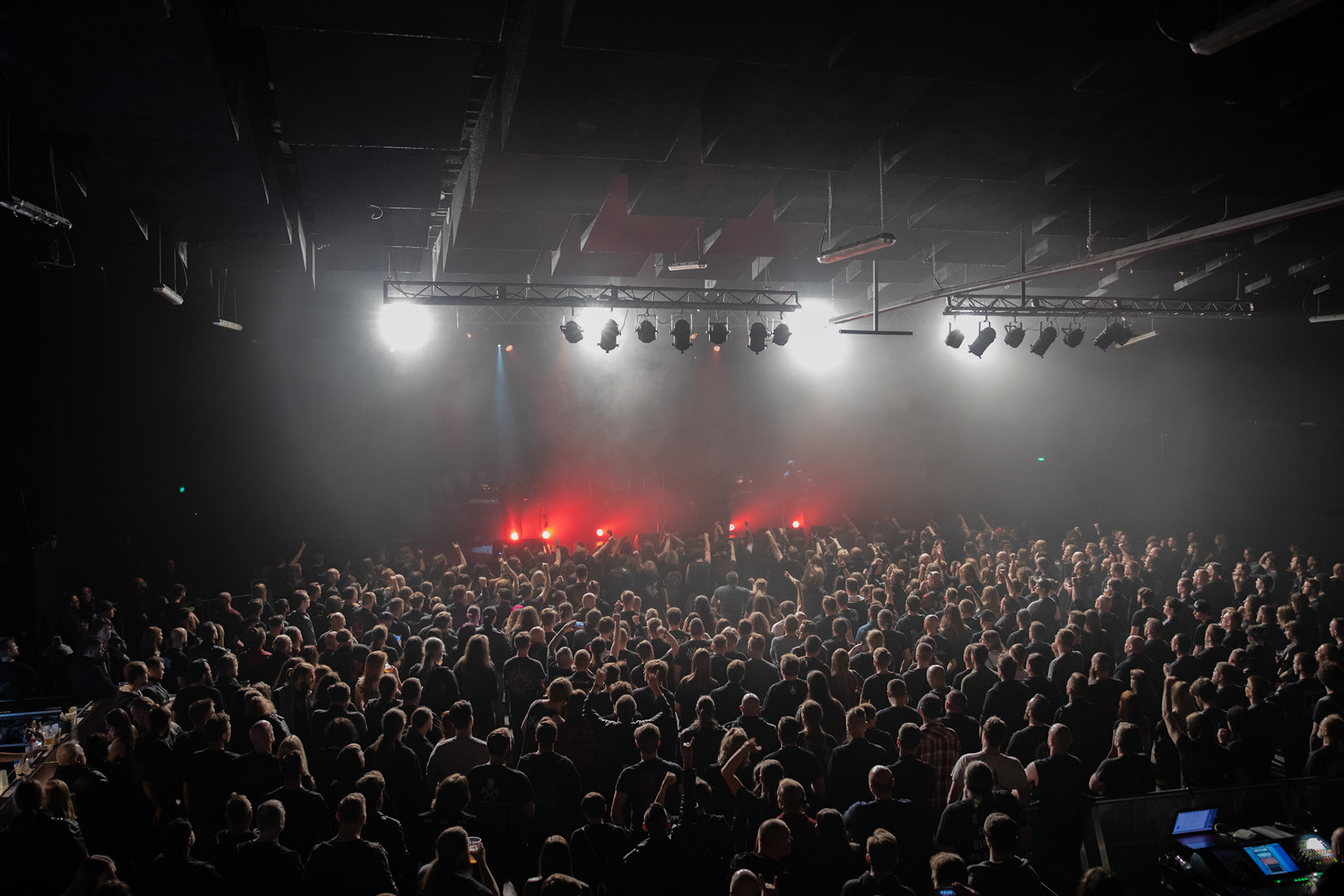 Deus Mortem - Polska, wrocławska grupa black metalowa powstała z inicjatywy gitarzysty i wokalisty Marka "Necrosodoma" Lechowskiego, warszawski koncert w Progresji odbył się w ramach europejskiej trasy koncertowej Mgły organizowany przez Left Hand Sounds, metal, blackmetal,  Andrzej Wasilkiewicz/Reporter