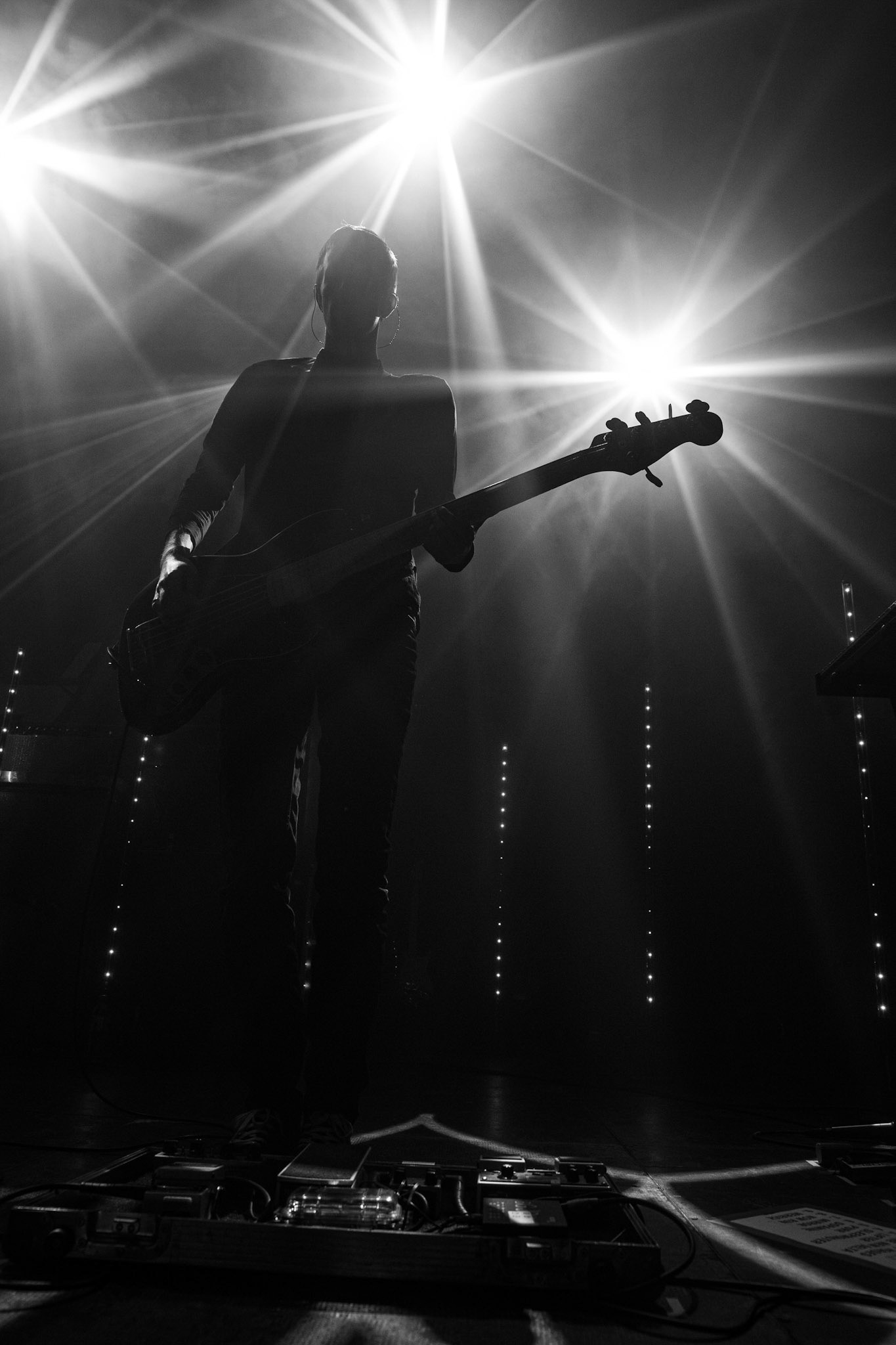 27.11.2021 TIDES FROM NEBULA koncert, Warszawa klub Progresja,Knock Out Productions, Mystic Production,Post-rock, muzyka alternatywna, progresywny rock.n/z Maciej Karbowski – gitara, instrumenty klawiszowen/z Przemek Weglowski – gitara basowan/z Tomasz Stolowski – perkusjaFot. Andrzej Wasilkiewicz/Reporter