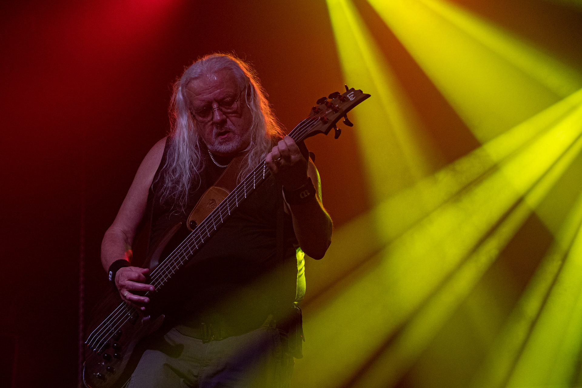 12.09.2021 - KAT i Roman Kostrzewski - koncert "Do zobaczenia w piekle" Wroclaw, Centrum Koncertowe A2.  Krzysztof „Fazi” Oset (Dragon, ex-Kat) i Roman Kostrzewski – wokal, fot. Andrzej kaziq Wasilkiewicz