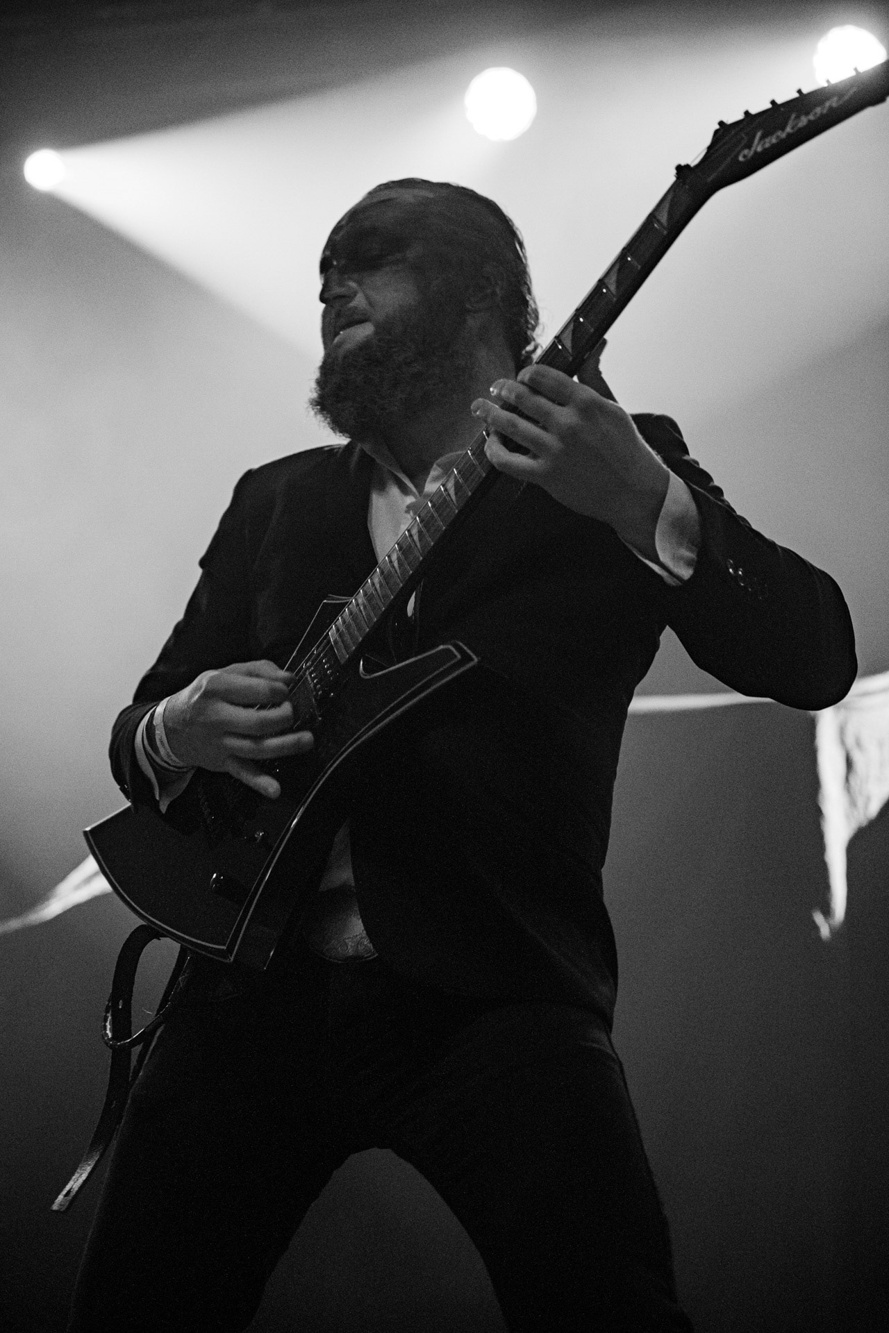 18.12.2021 Masturbator - Antysylwester Antyradia, 18 lat klubu Progresja,n/z Vithor/ growl-git, n/z Raefoth/bas, n/z Czaha/beki, n/z Mayhem/git,metal, blackmetal, thrashmetal, satanic old skull metal, fot. Andrzej Wasilkiewicz/Reporter