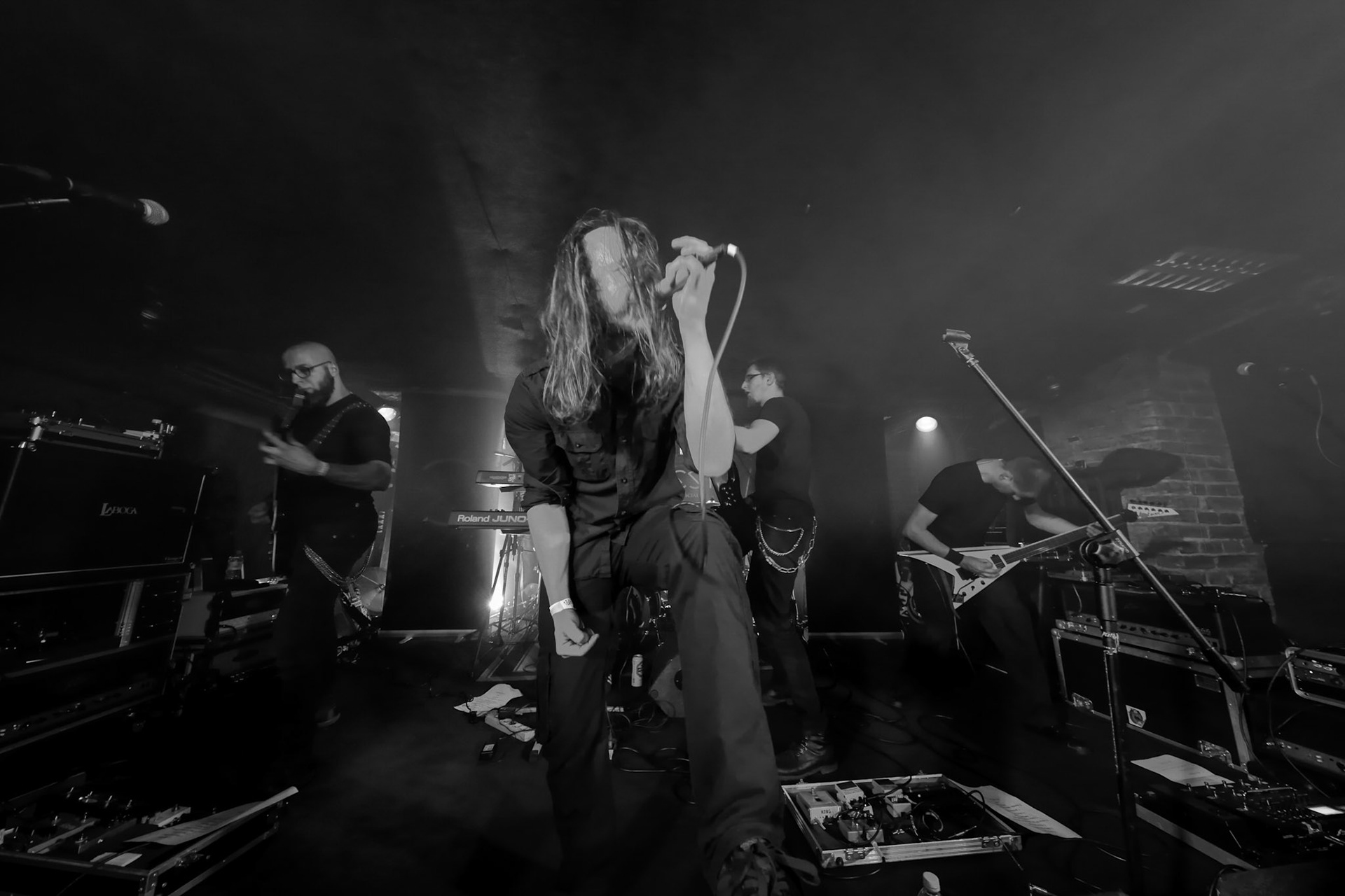 SICKNEST - Katowice - Sosnowiec, Polska, 
Metal, Progressive, Experimental,

Dawid Broniszewski - Drums,
Adam Banas - Guitars,
Pawel Cygan - Guitars,
Krzysztof Mazurek - Bass,
Artur Nowak - Keyboards,
MIchal Ewertowski - Vocals,