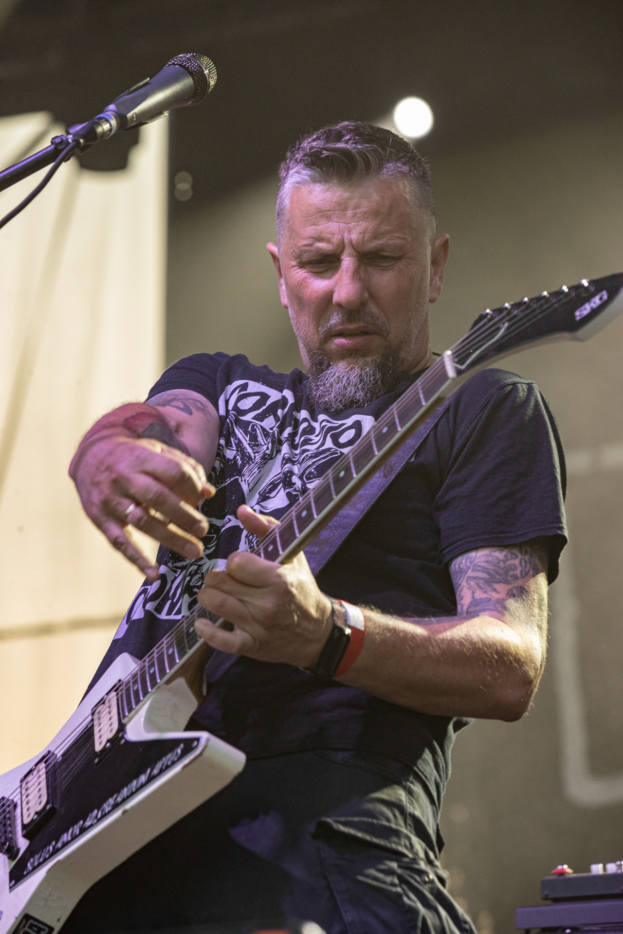 Koncert Luxtorpeda 10 urodziny. Warszawa Progresja.Gramy do Woli.n/z.Robert „Litza” Friedrich – gitara, wokal,Fot. Andrzej kaziq Wasilkiewicz/Reporter