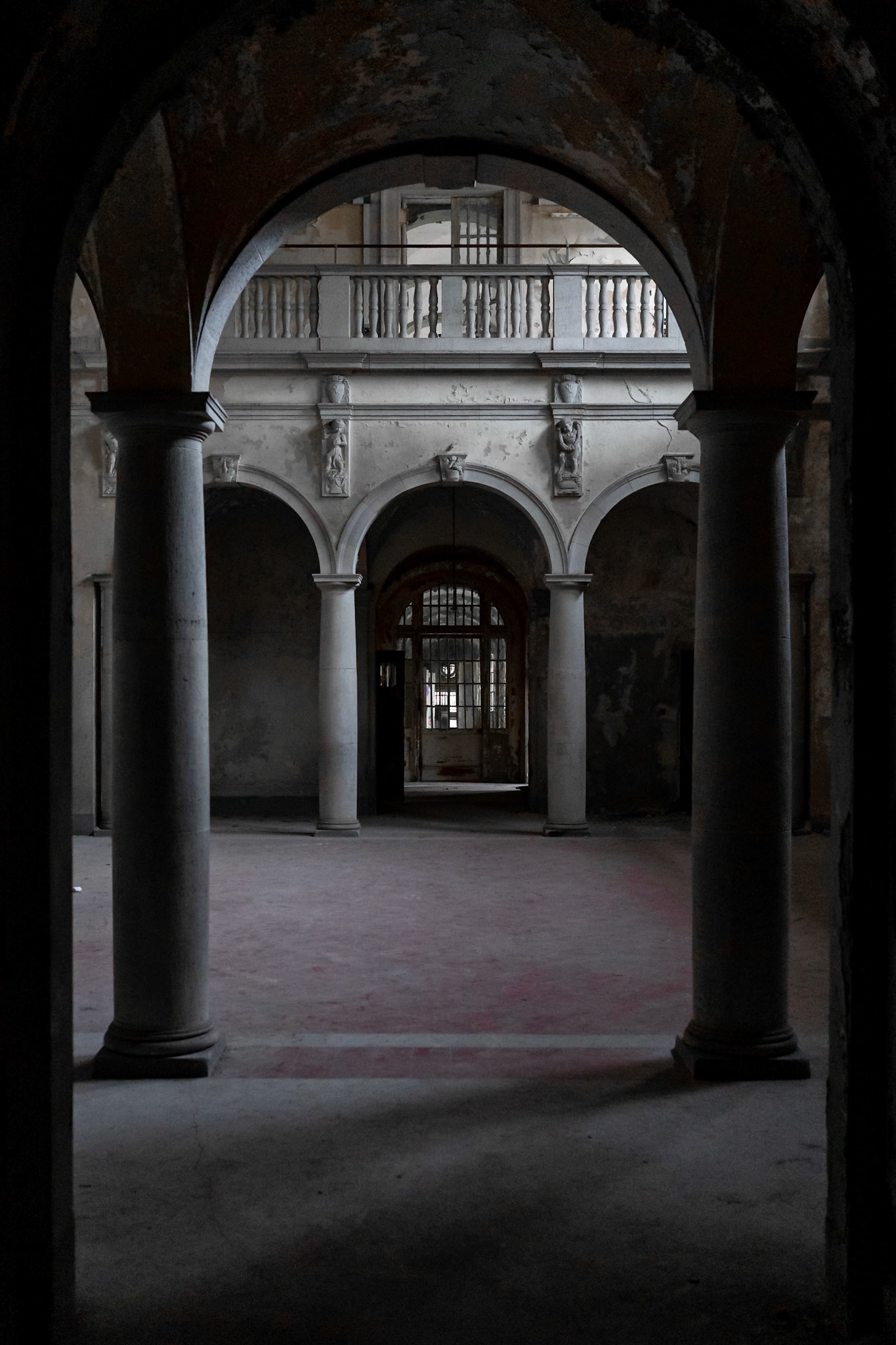 Abandoned Sanatorium – Waldhaus 