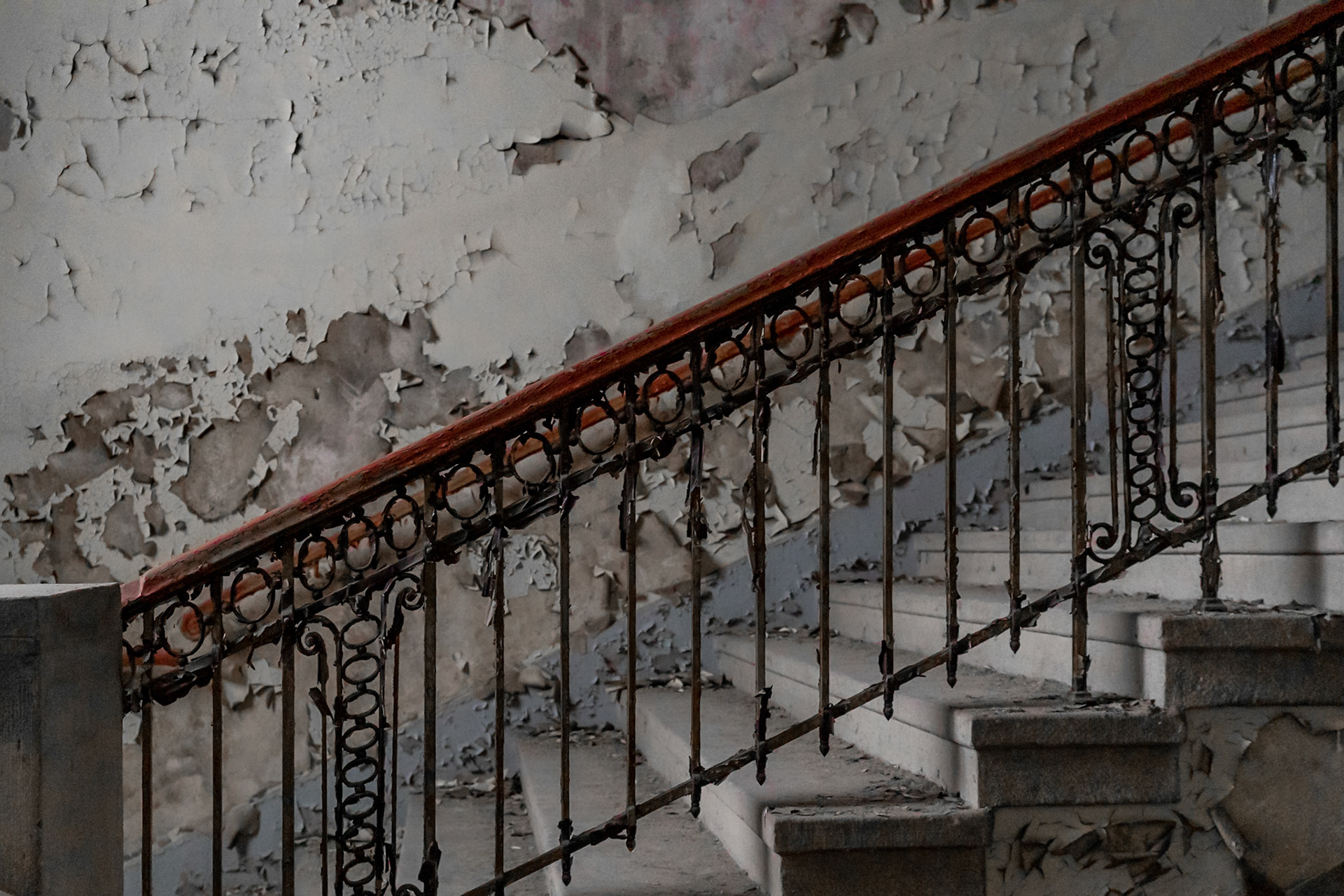 Abandoned Sanatorium – Waldhaus 