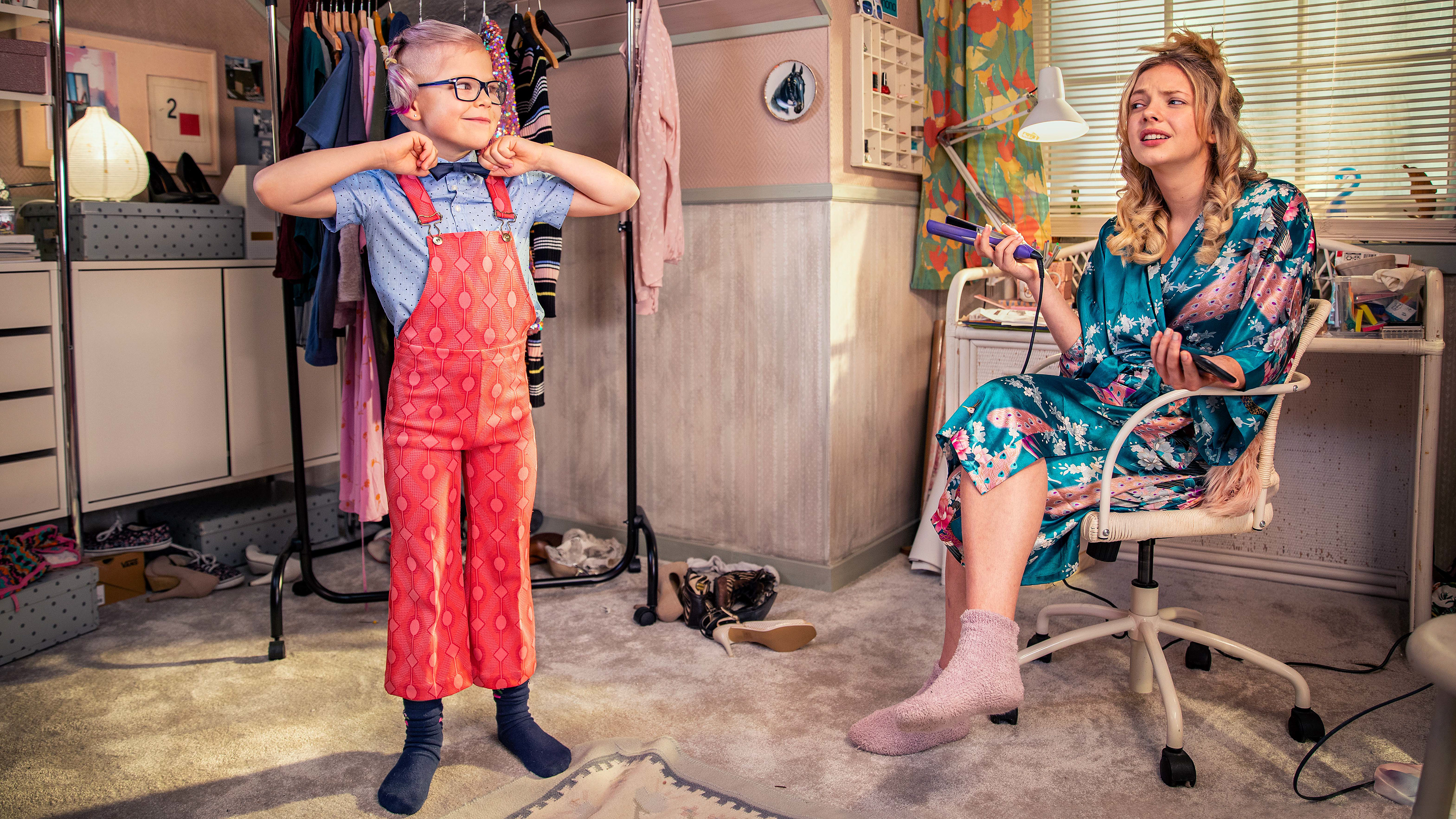 Head photo for one of the episodes of "Familien Lykke" for NRK, 2020